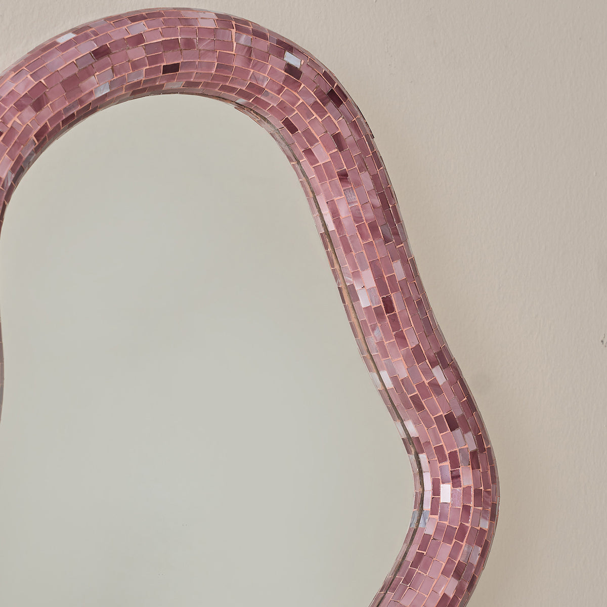 The Curved Edit Mirror Handmade By Yaahvi