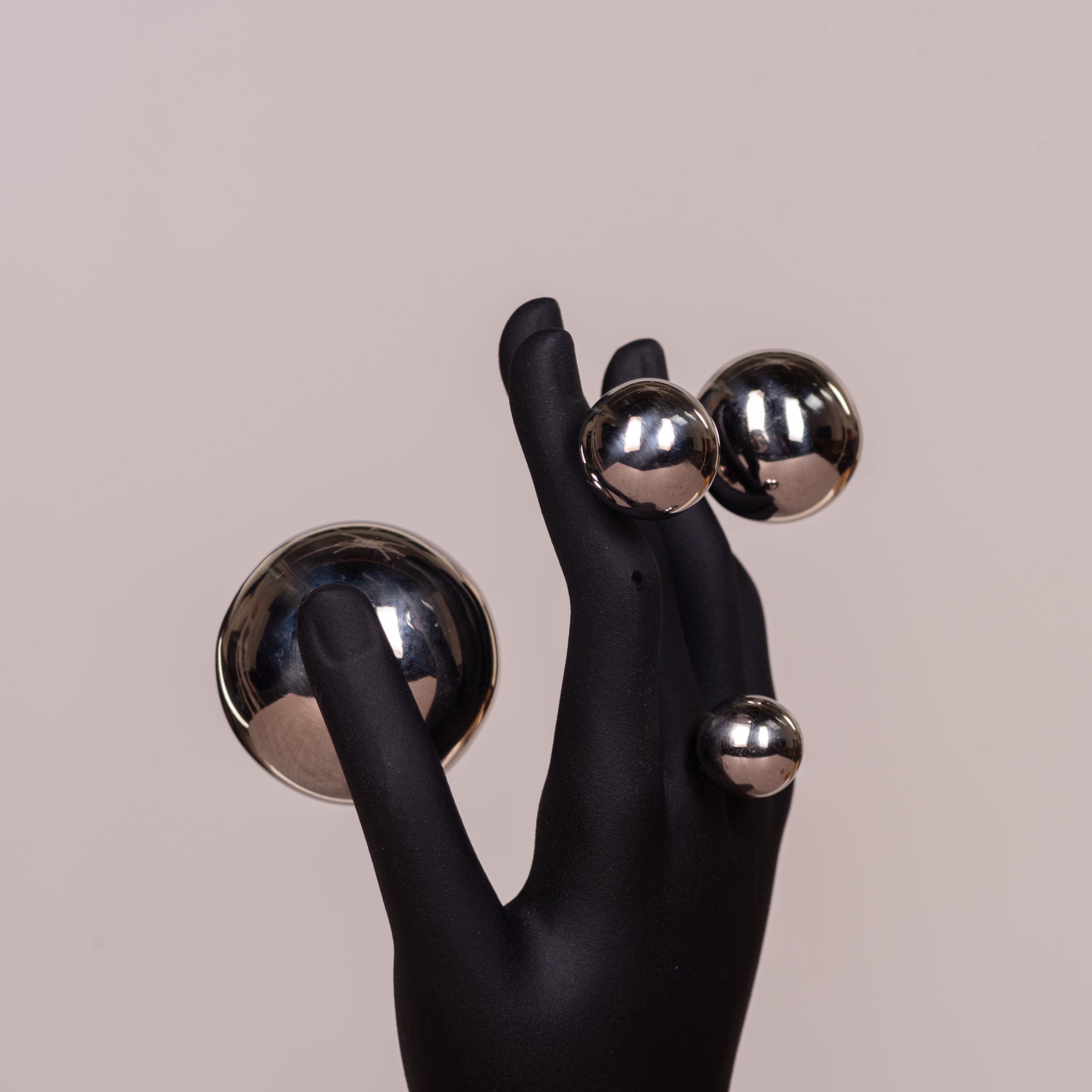 Illusionist (Black, Chrome) Resin Home Decor