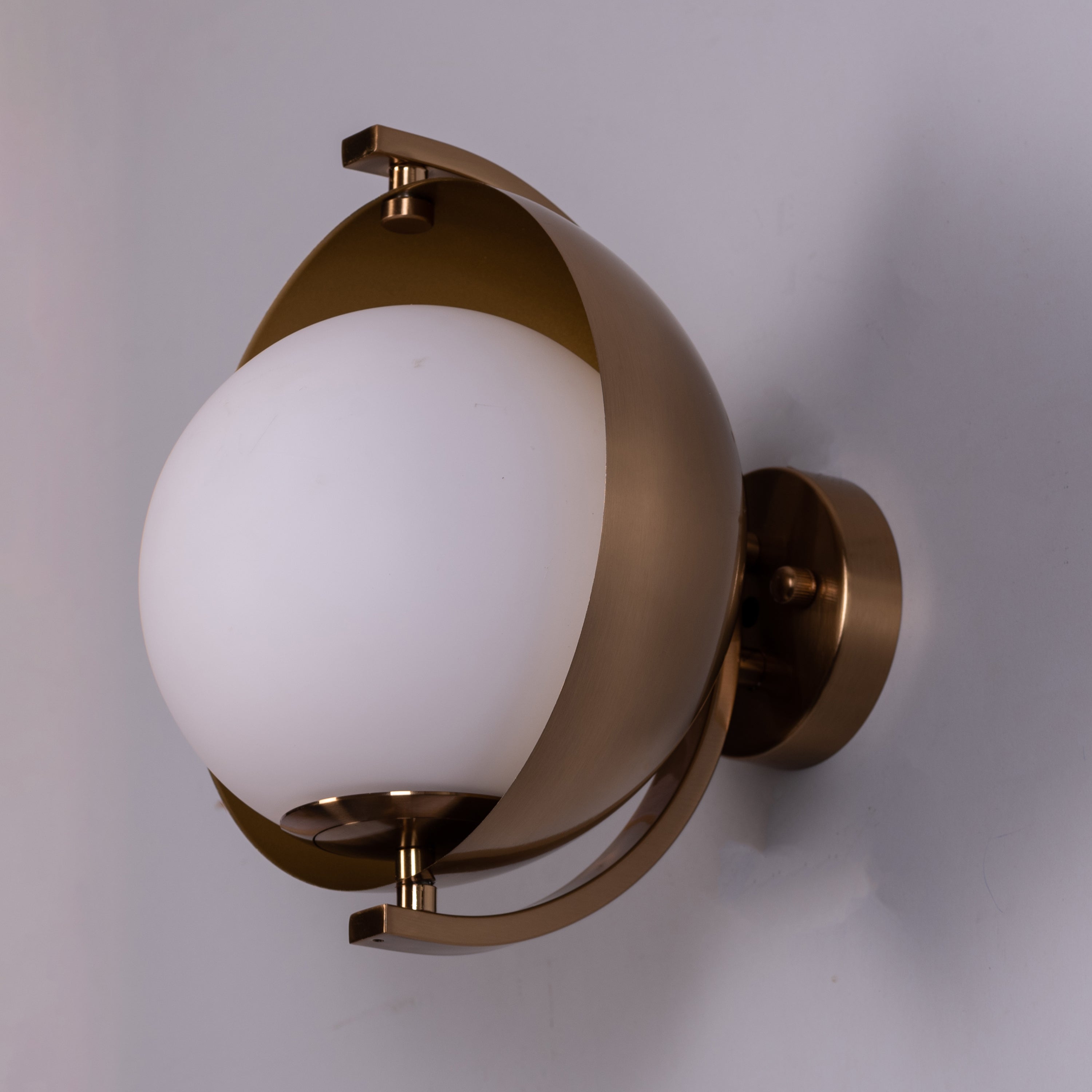 Spot On (Gold) Wall Light