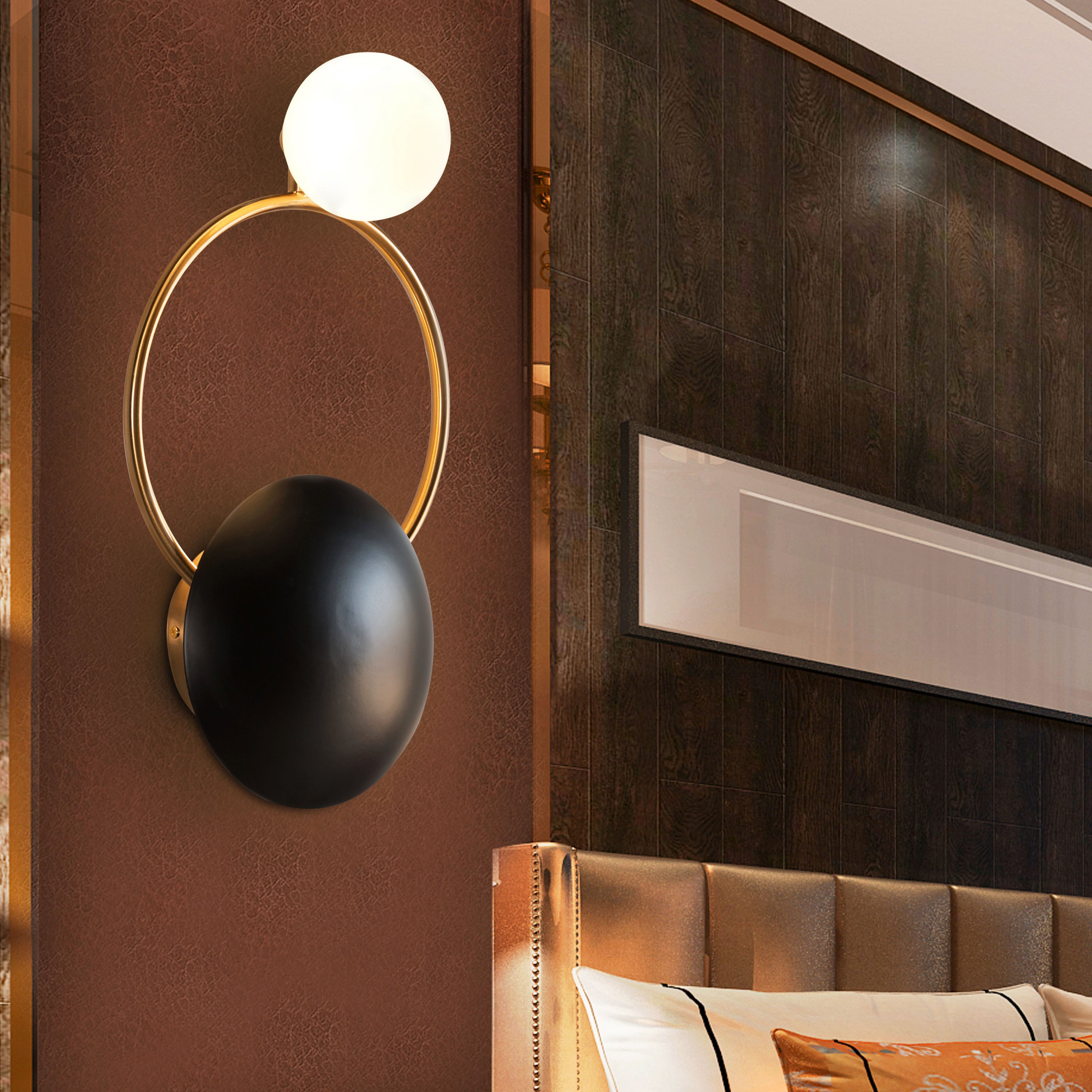 Dot Spot (Gold) Wall Light