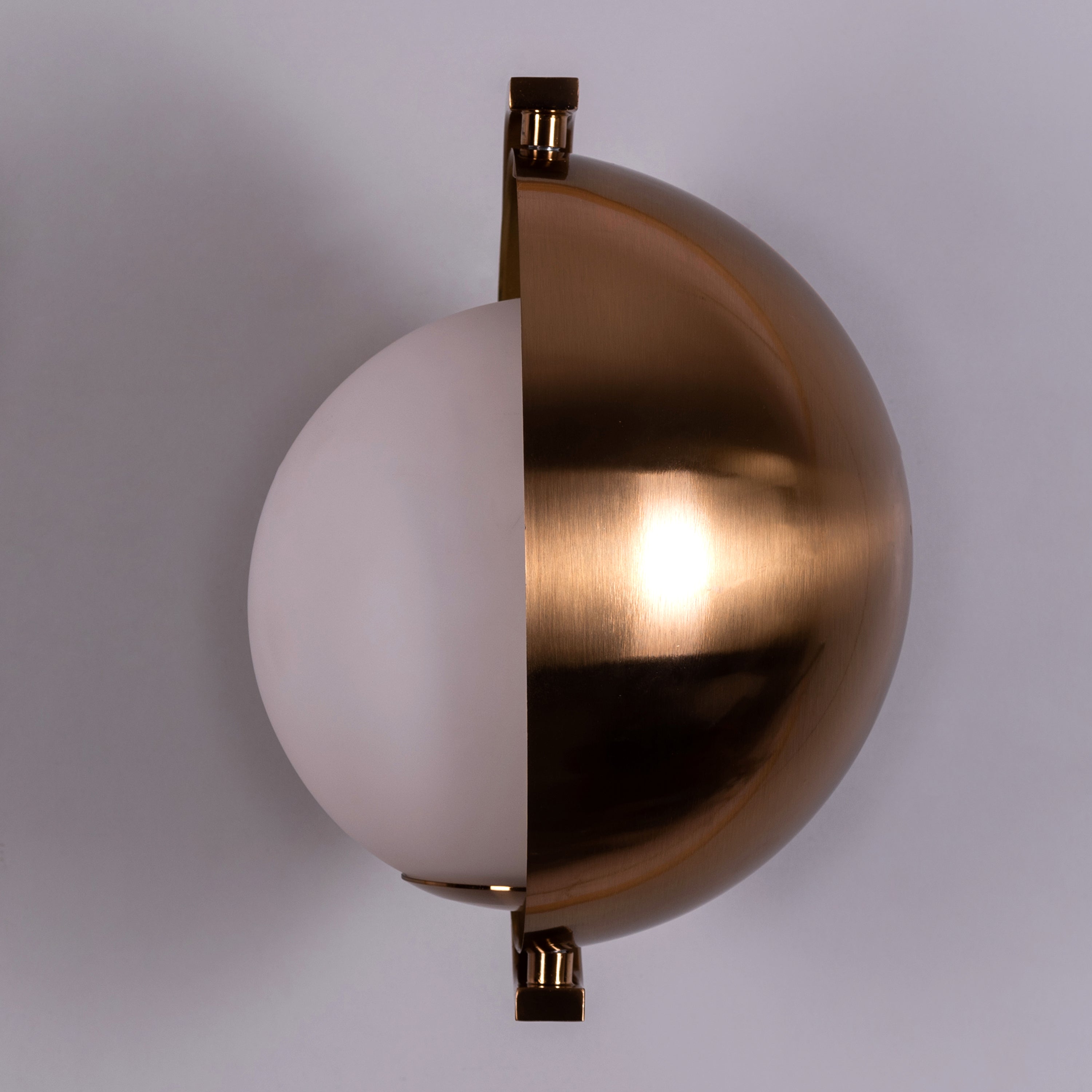 Spot On (Gold) Wall Light