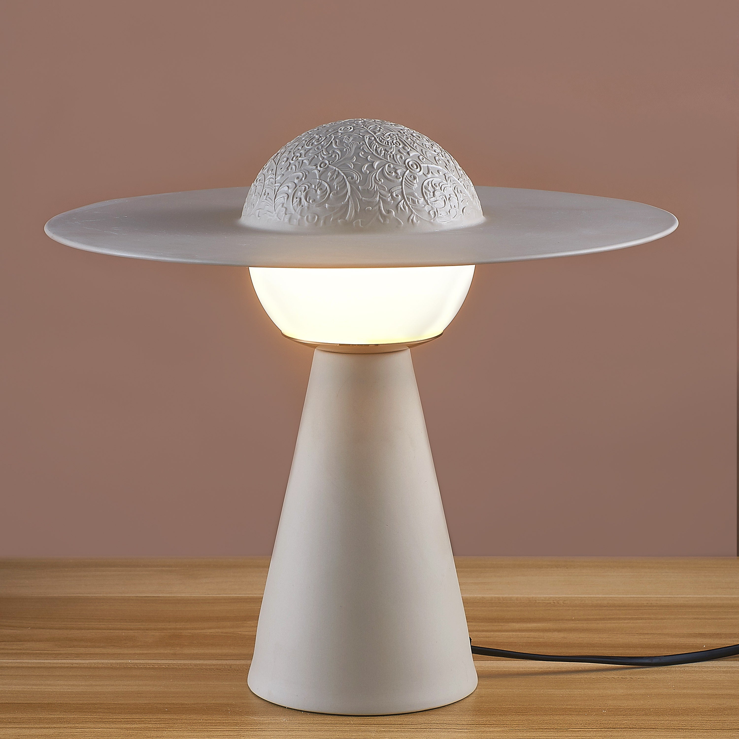 Eclipsed (Beige) Ceramic