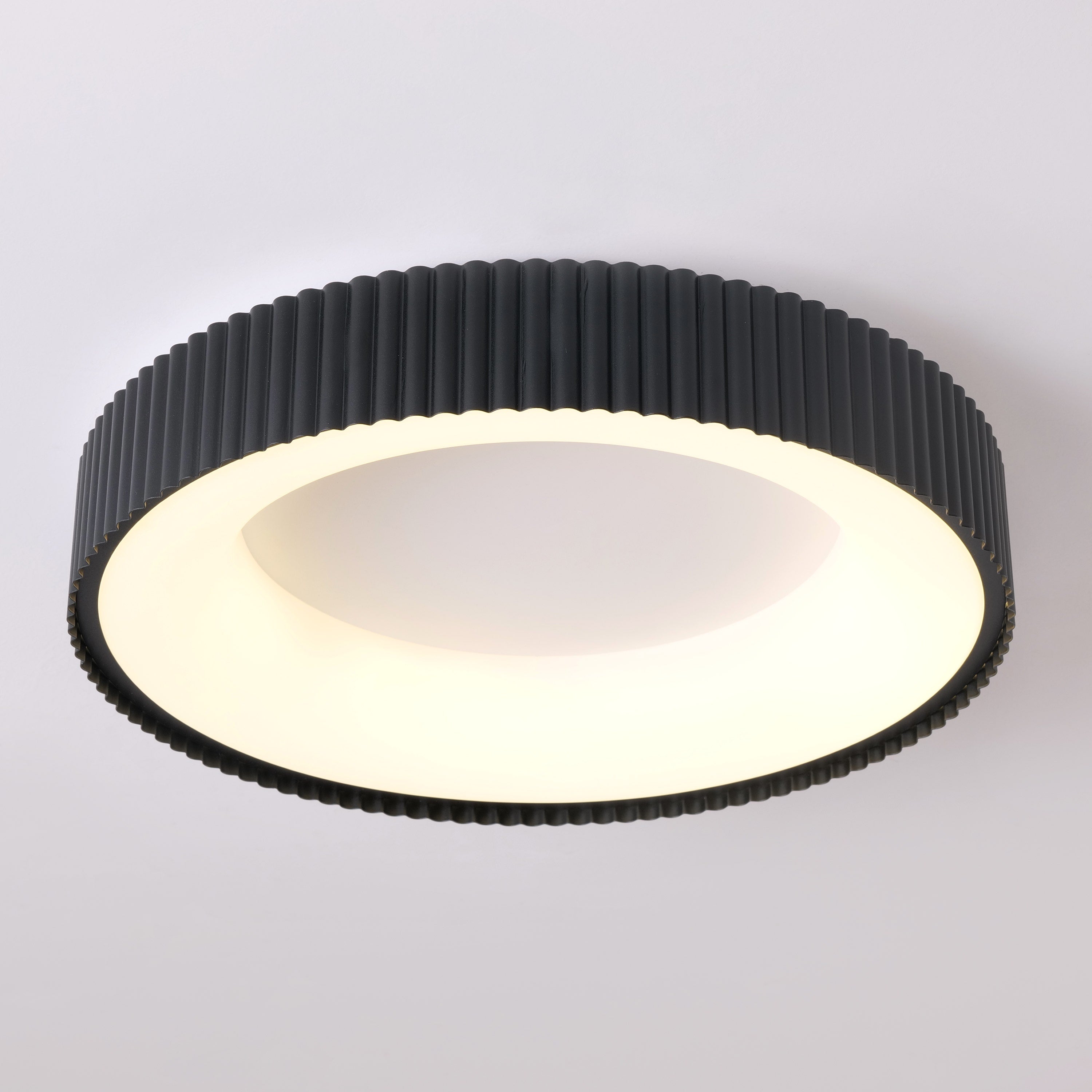 Media Blitry (Black) Ceiling Light