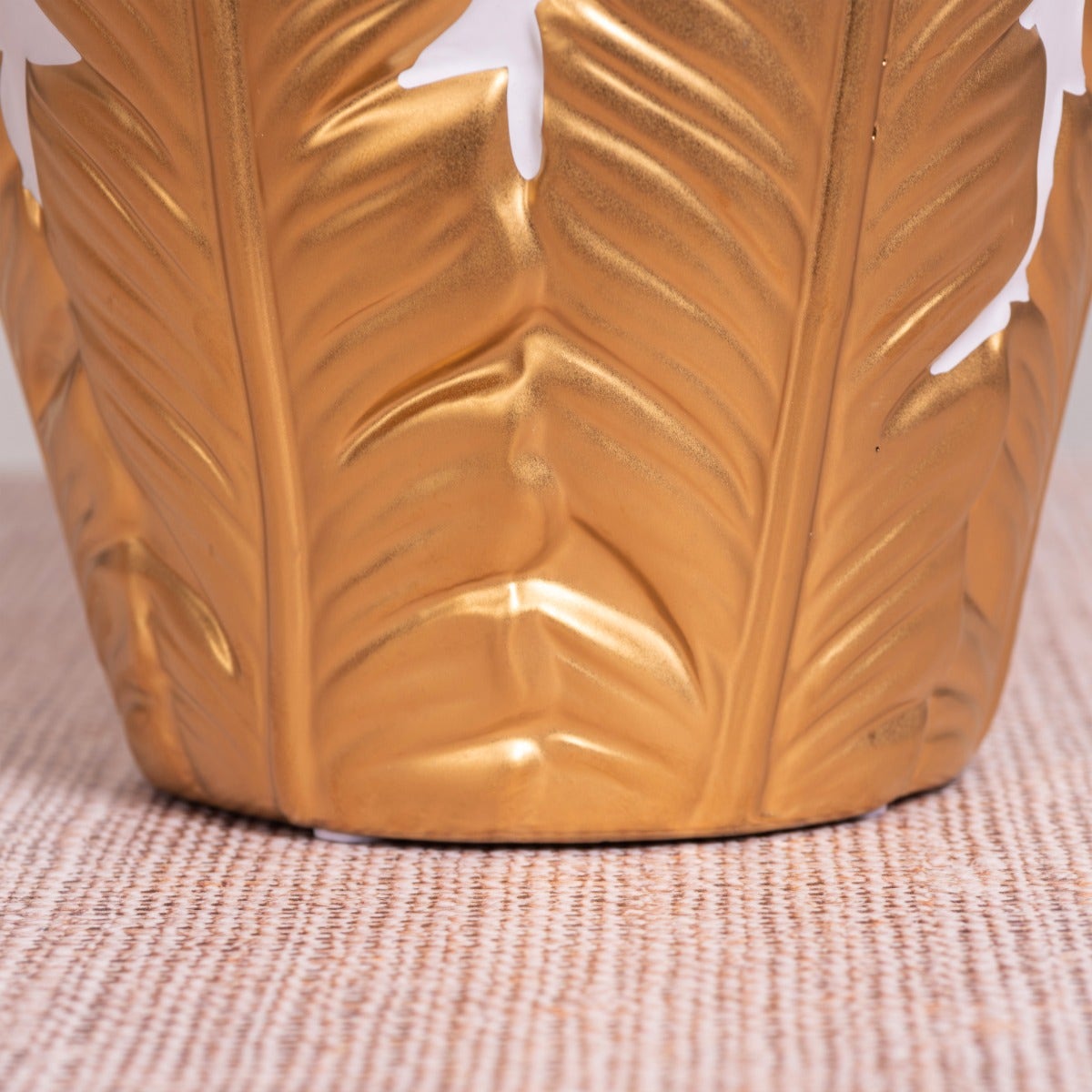Desert Dream (Gold/ White) Ceramic Vase