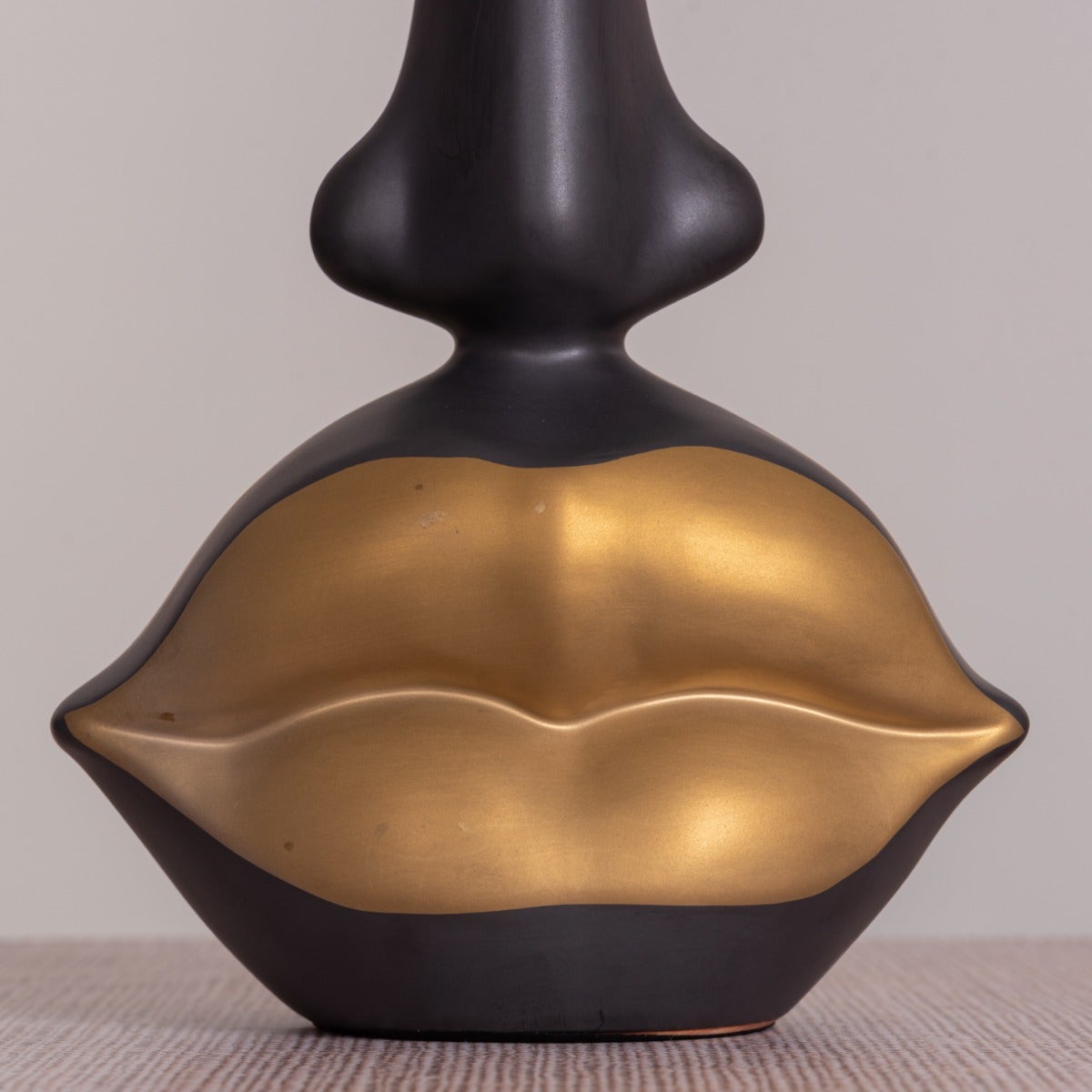 Lucky Lips (Black/ Gold) Ceramic Home Decor