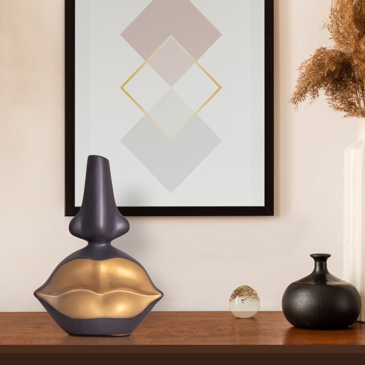 Lucky Lips (Black/ Gold) Ceramic Home Decor