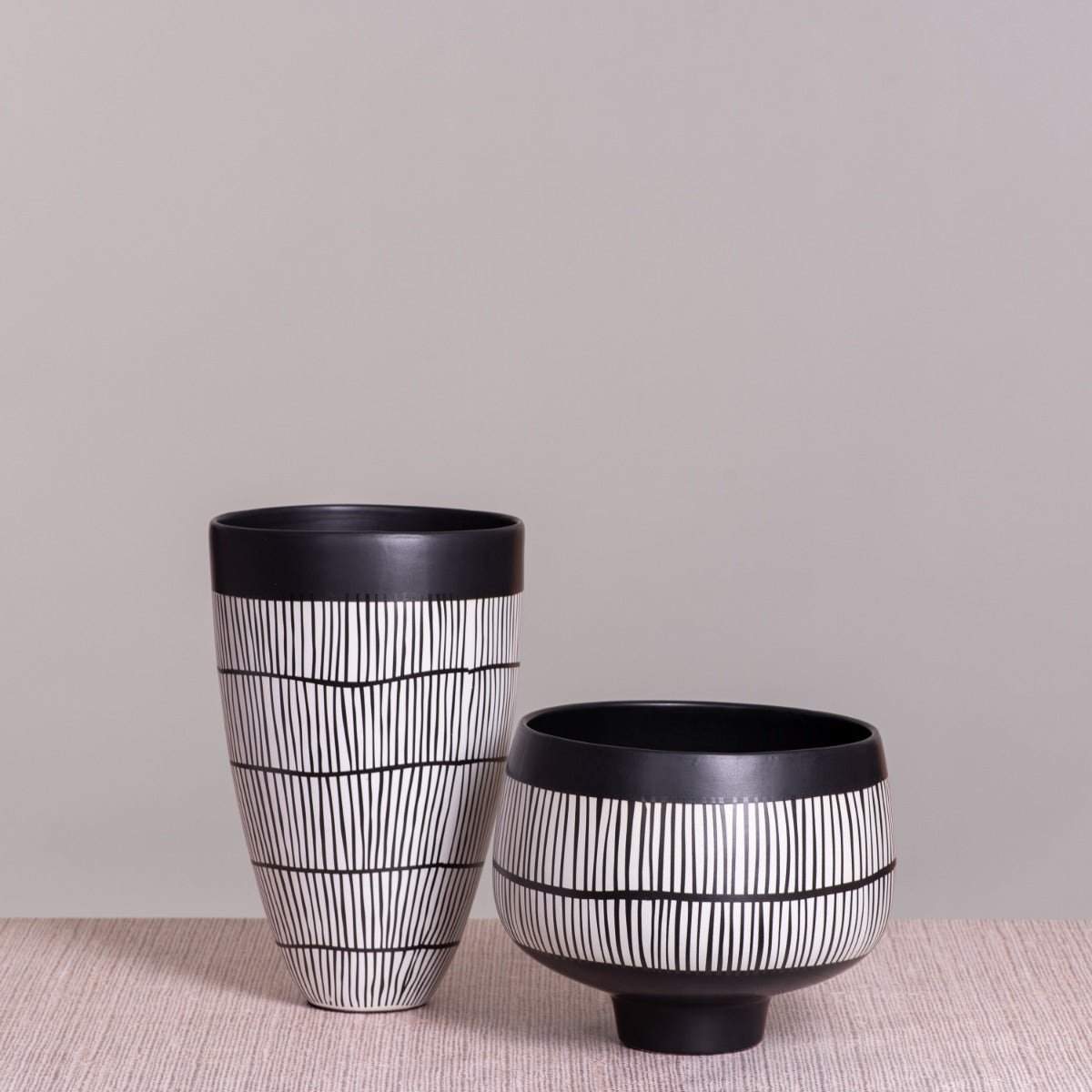 Simple Touch (Black/ White) Ceramic Vase