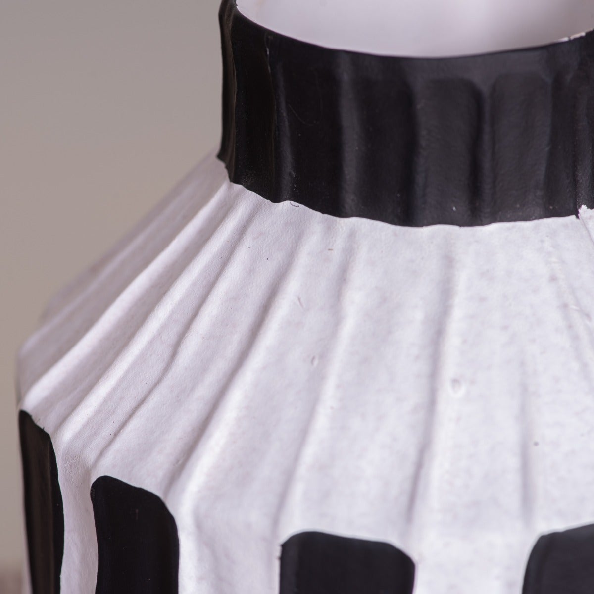 Island Treasure (White/Black) Ceramic Vase