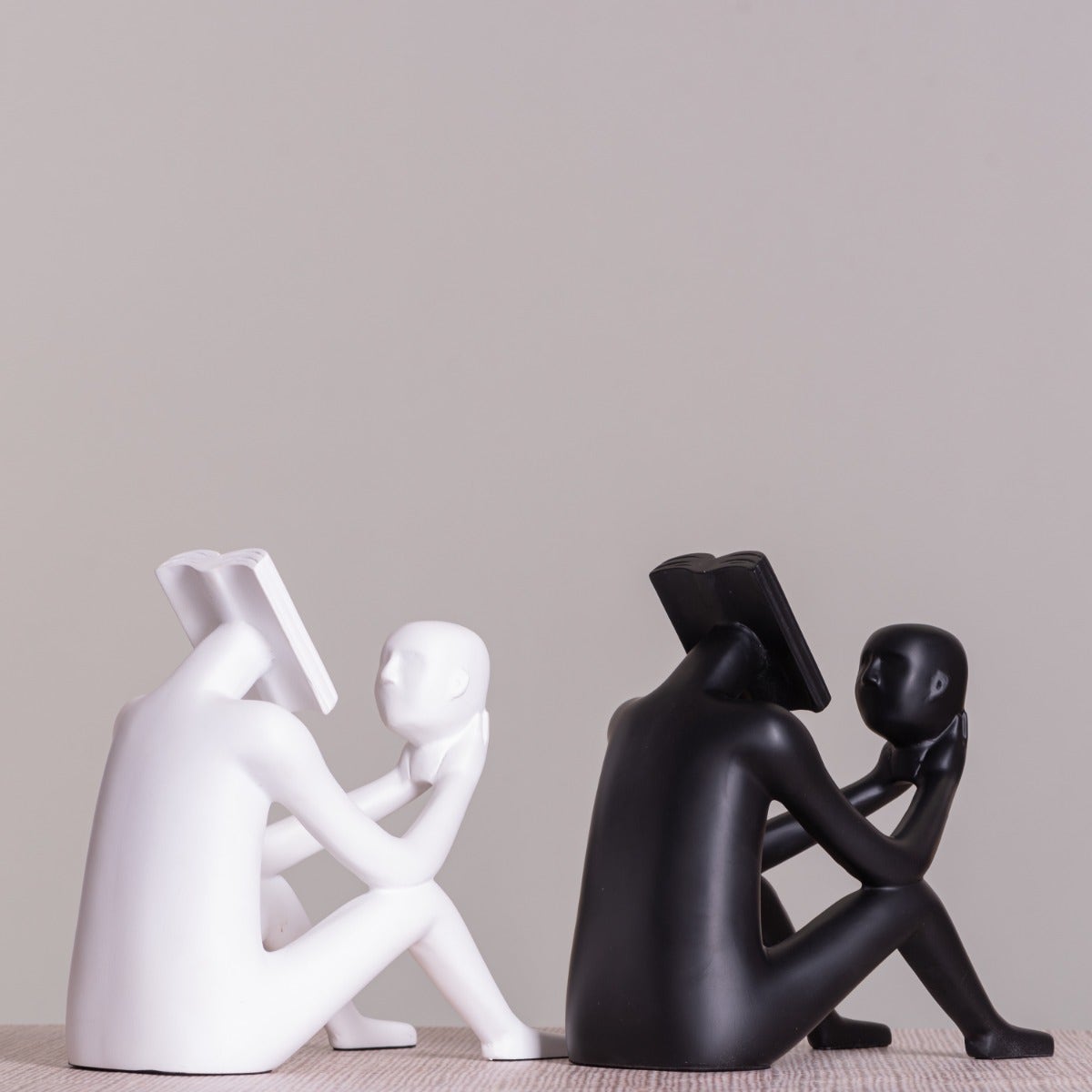 Read To Me (White) Resin Home Decor