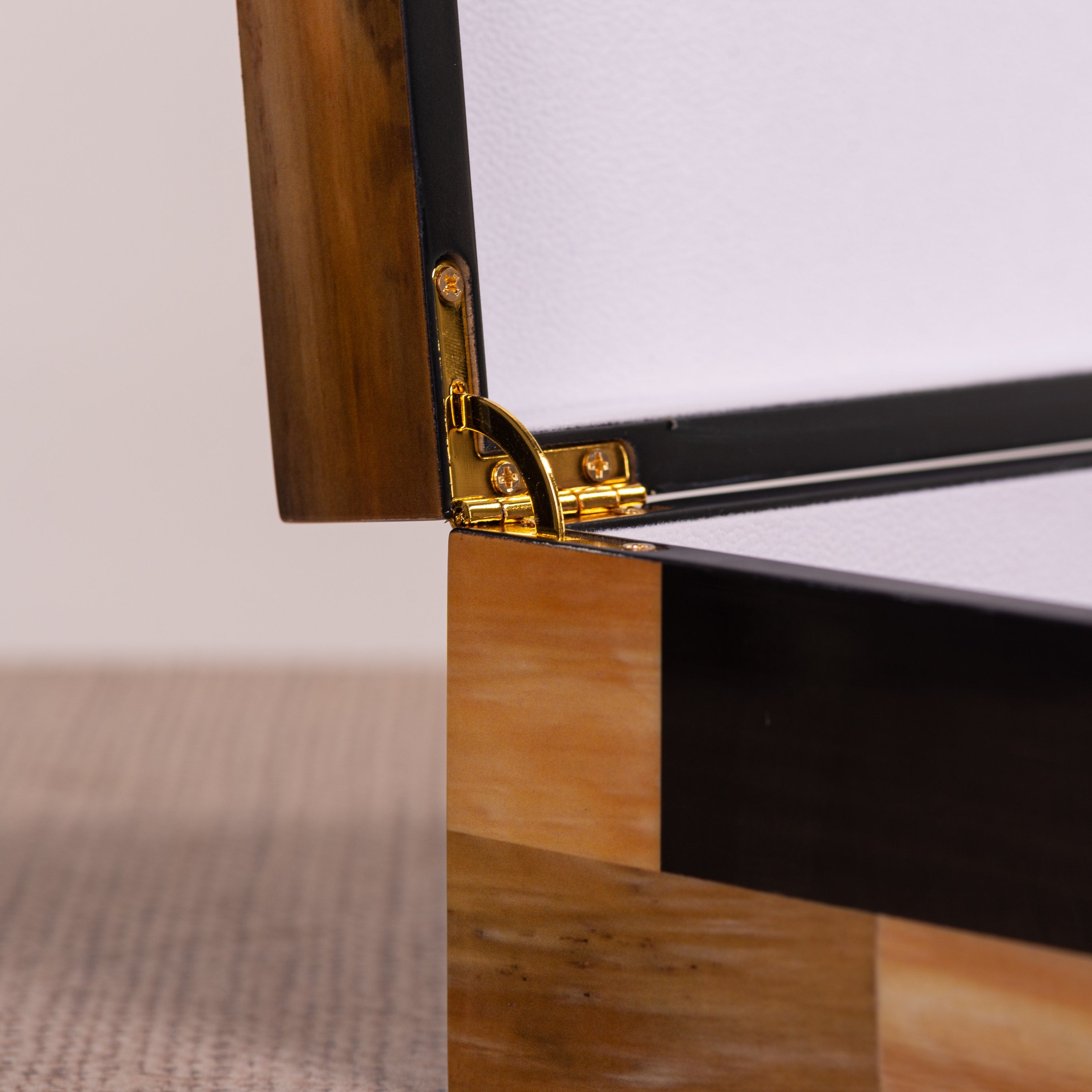 Marquetra (Large) Home Decor