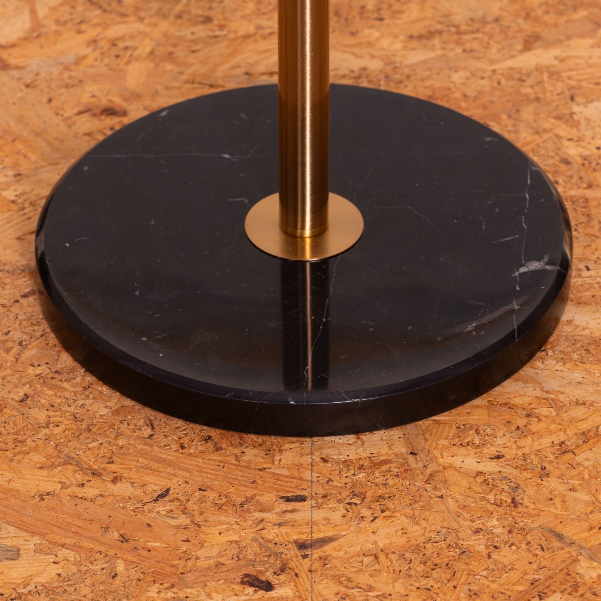 News Is Everywhere (Gold, Beige) Marble Floor Lamp