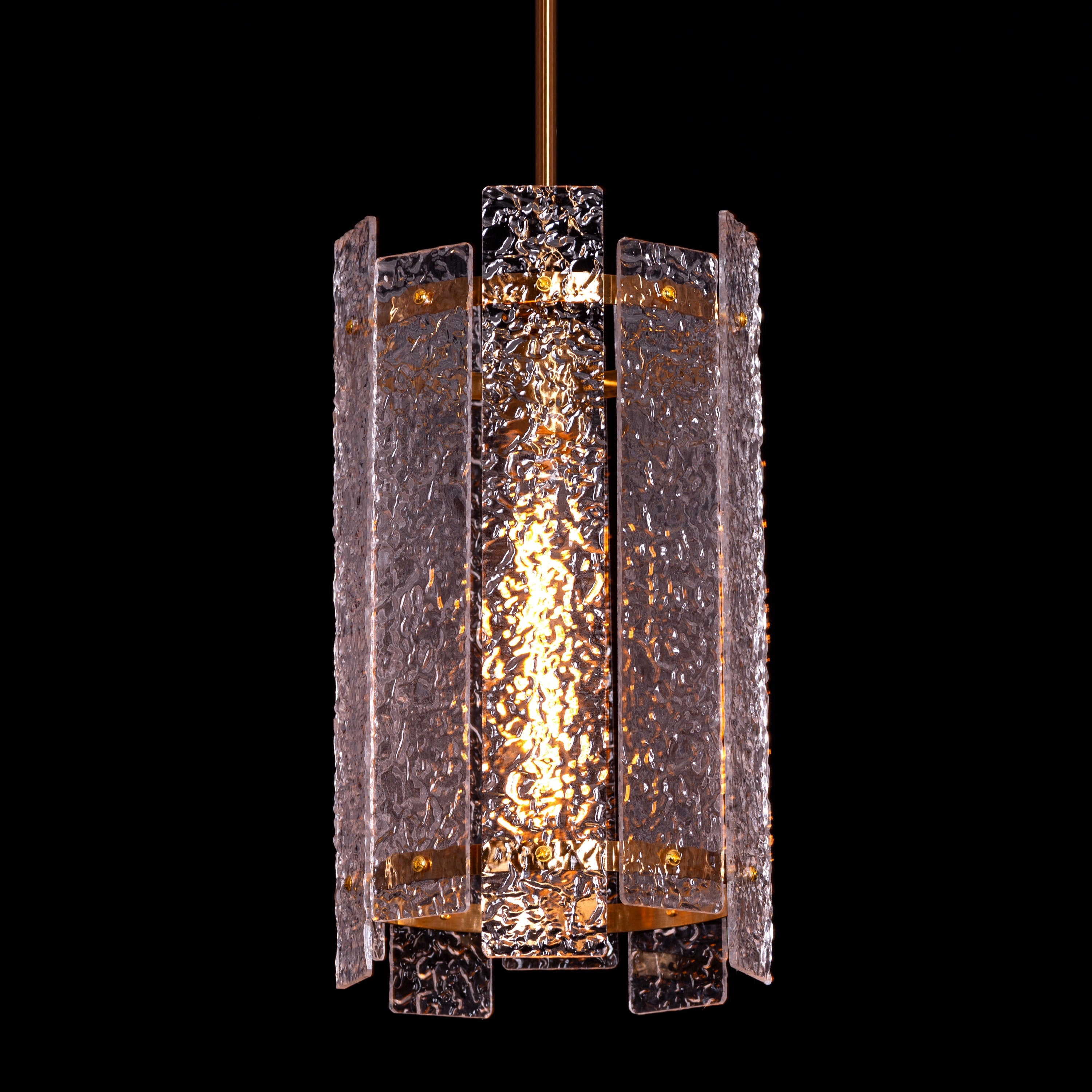 Thriving (Large, Gold) Textured Pendant Light