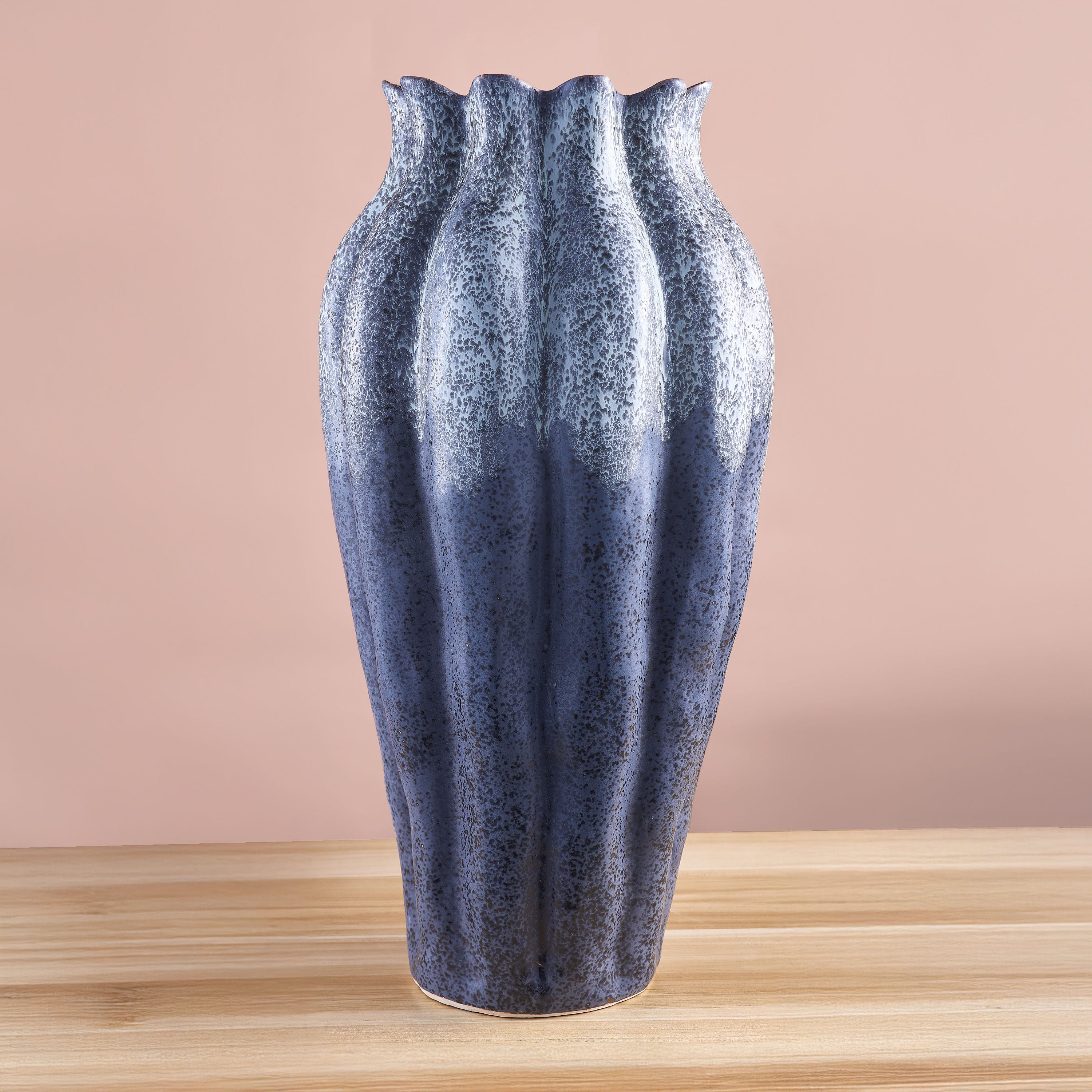 Secret Garden (White/Grey) Home Decor