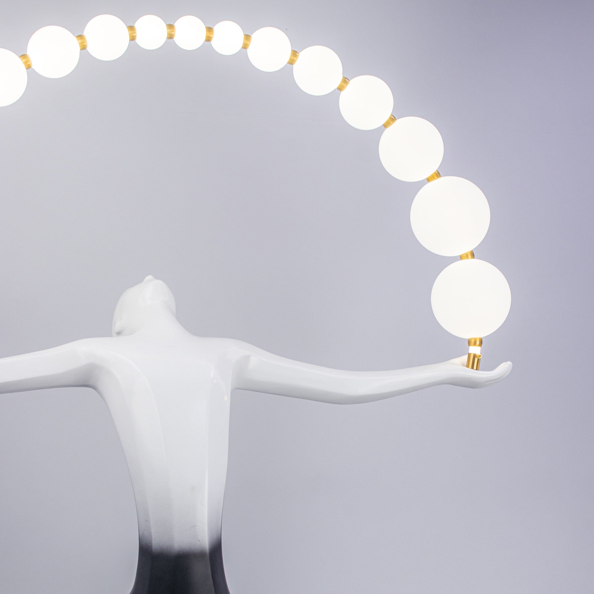 Applause All Around Floor Lamp