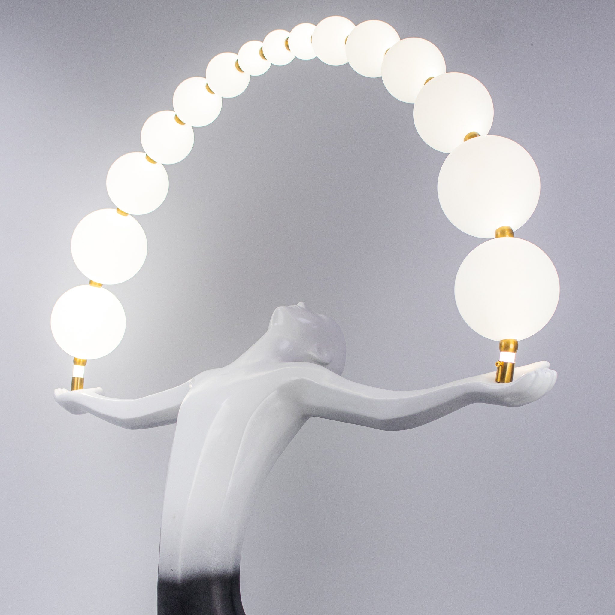 Applause All Around Floor Lamp