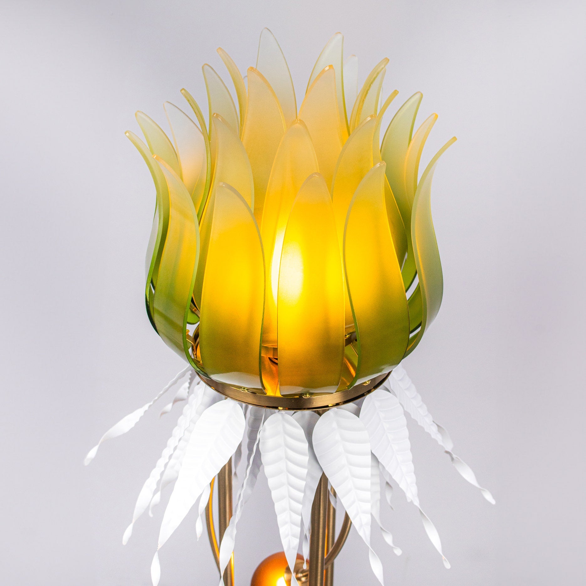 Konoha Whisper (Grey, Green & Amber) Gradient Floor Lamp