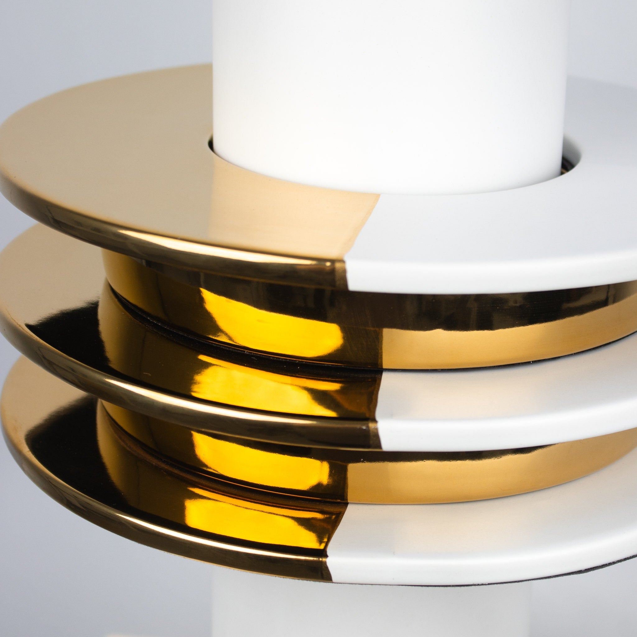 Lucky Lottery (White/Gold)