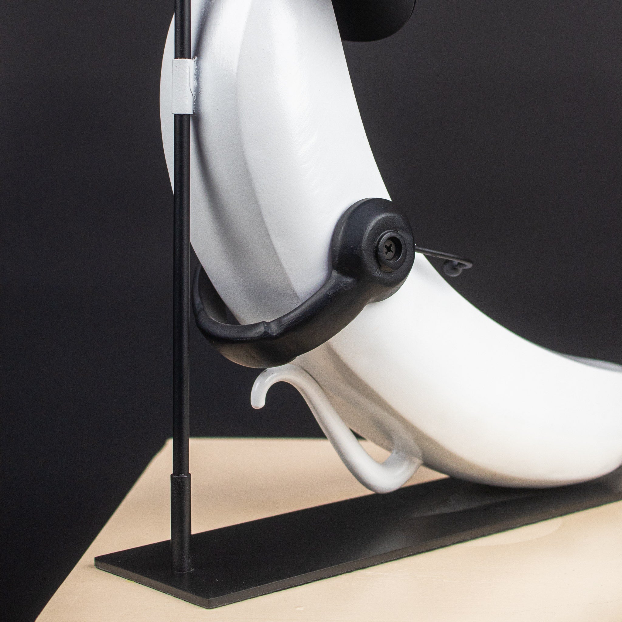 Lounger Luminaire Home Decor