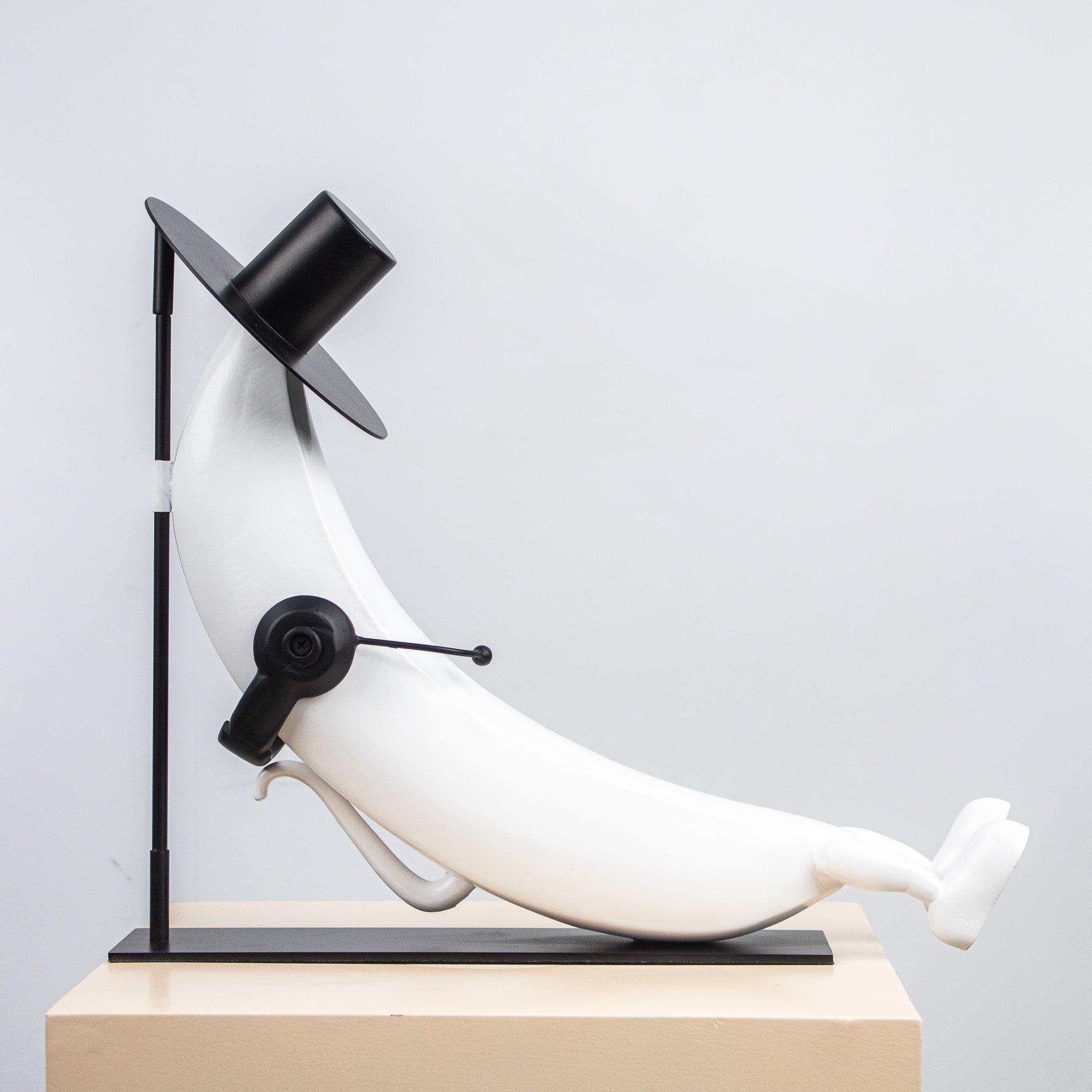 Lounger Luminaire Home Decor