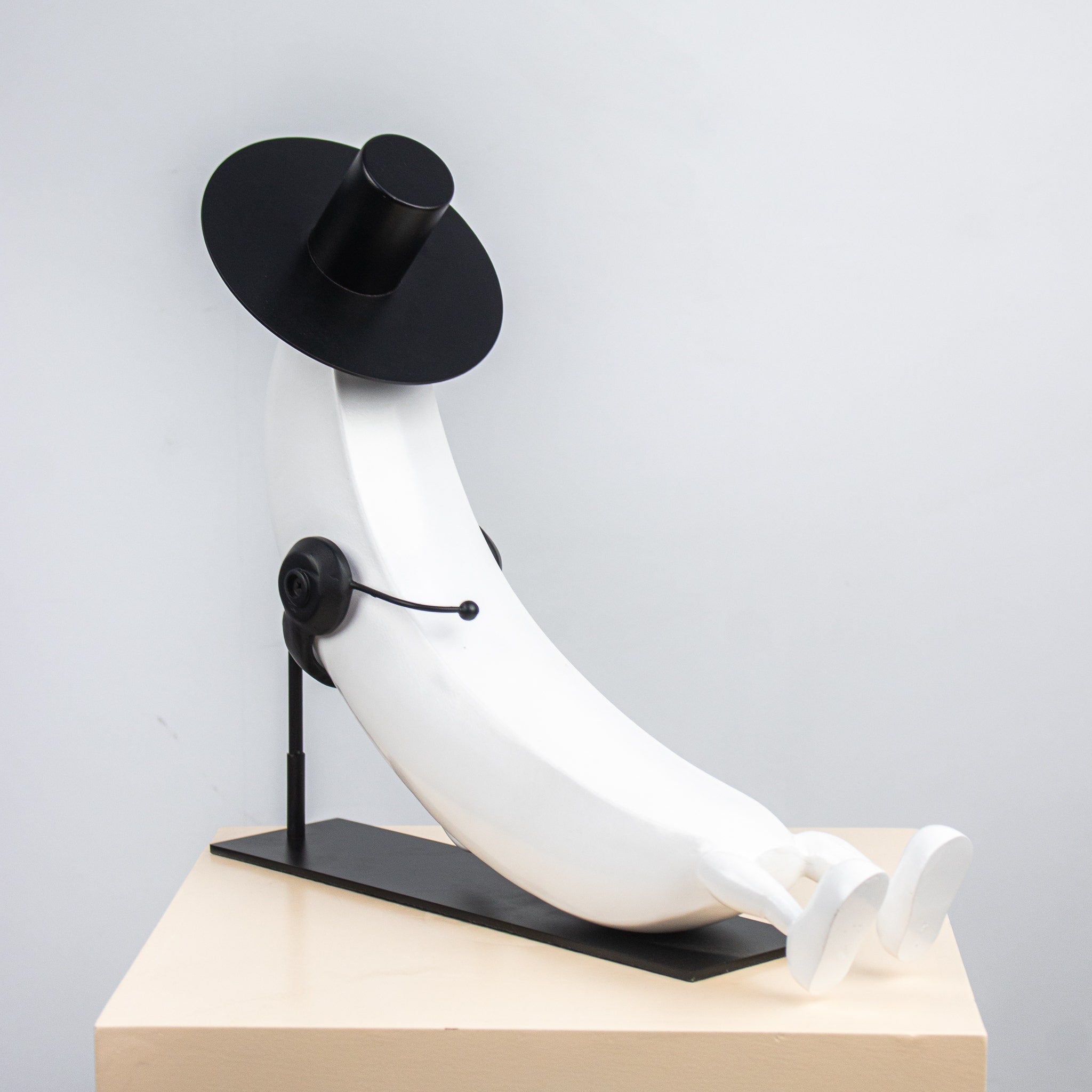 Lounger Luminaire Home Decor