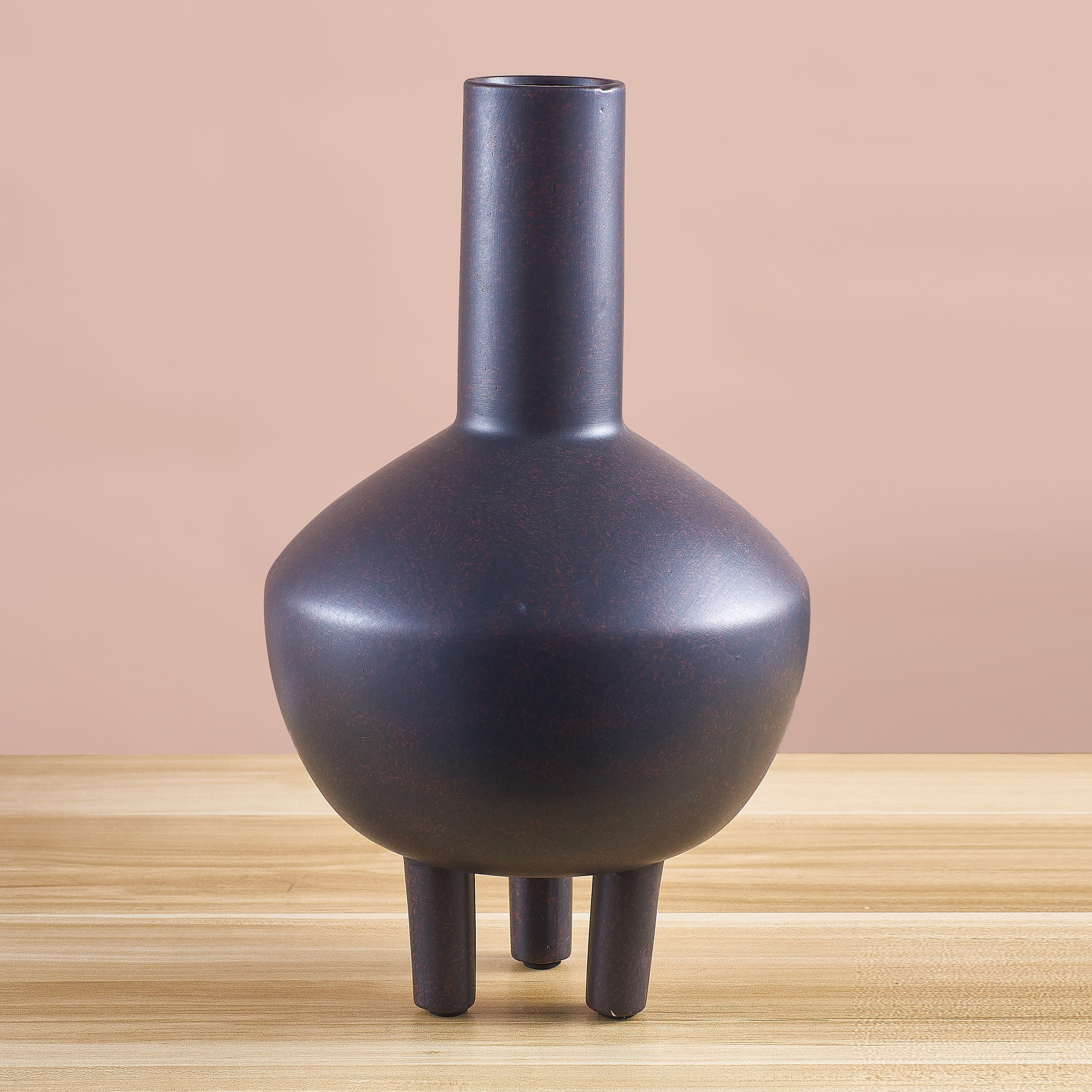 Terra Cotta Herat (Black) Ceramic