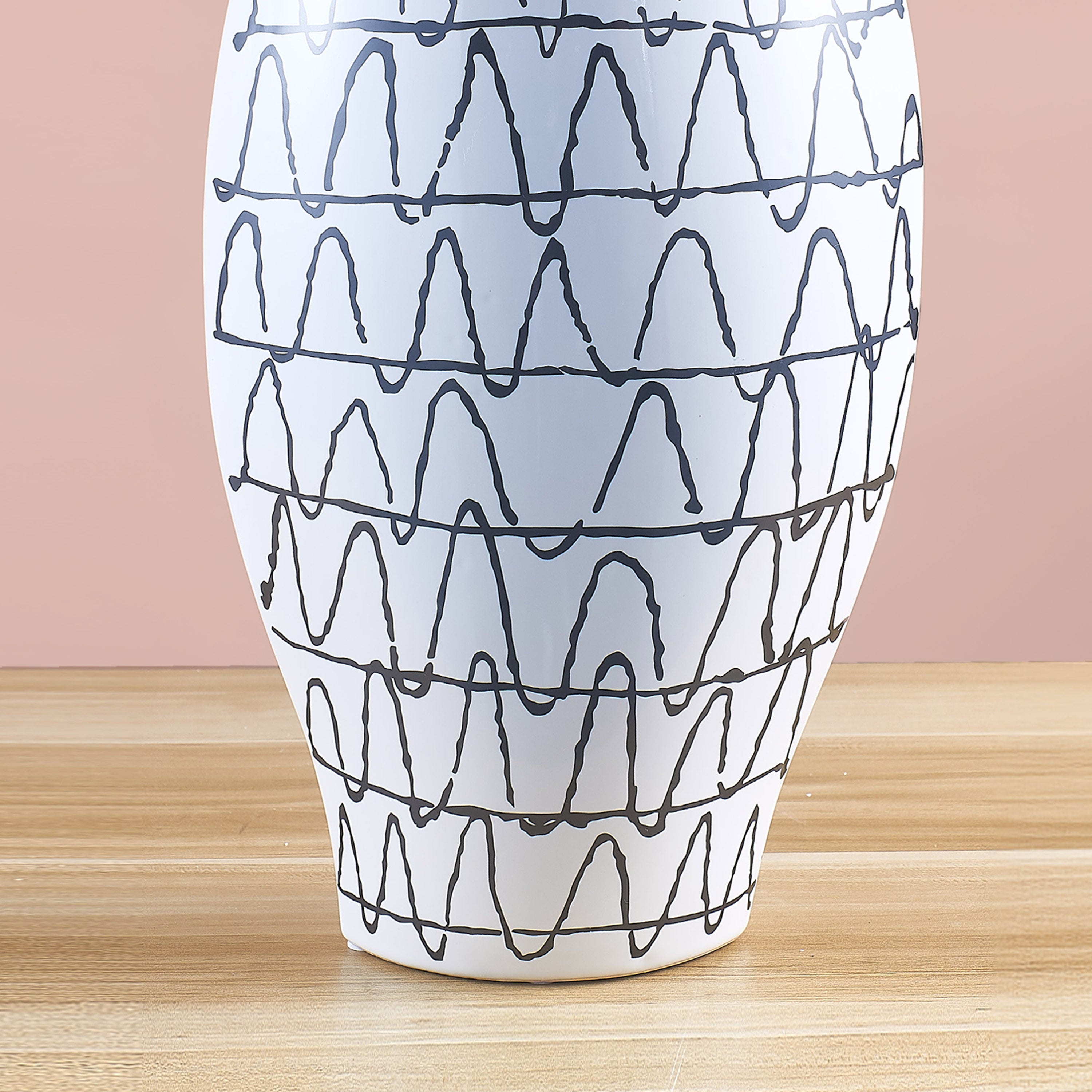 Standalone (White/Black) Ceramic