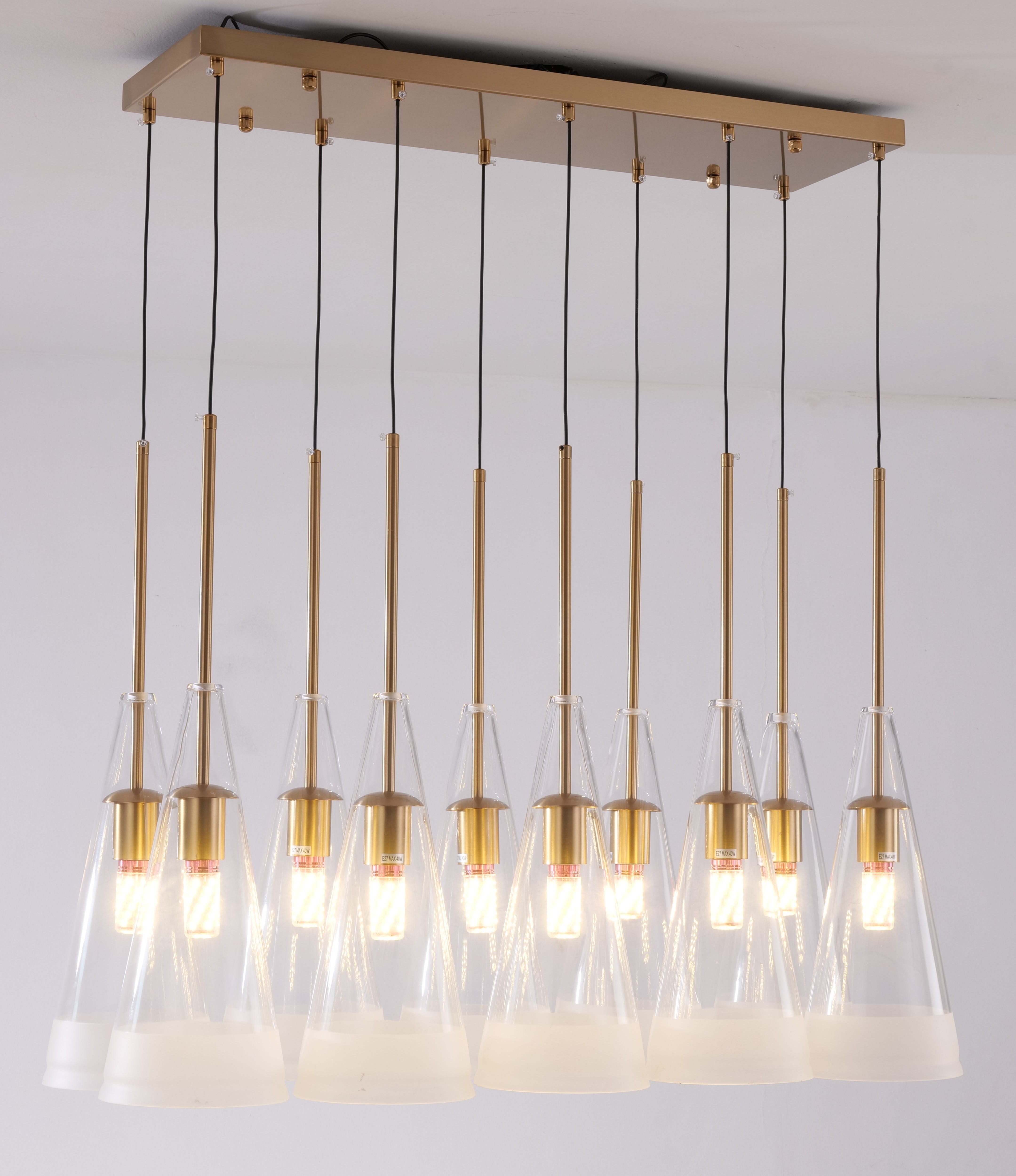 Vernus On A Vesma(Clear Glass) Chandelier