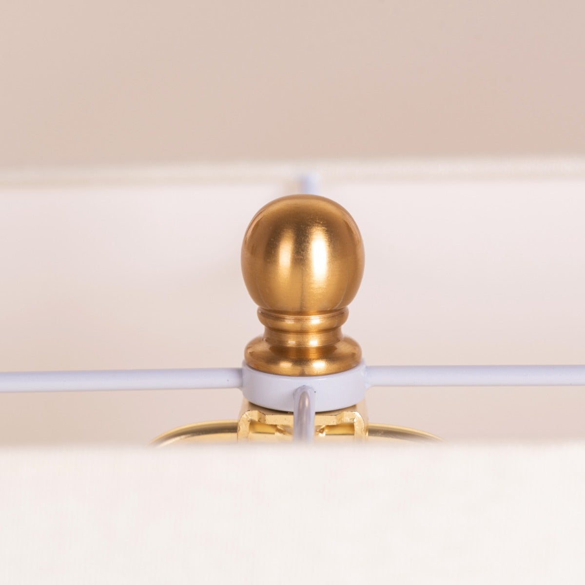 Just A Memory (White, Gold) Marble Table Lamp