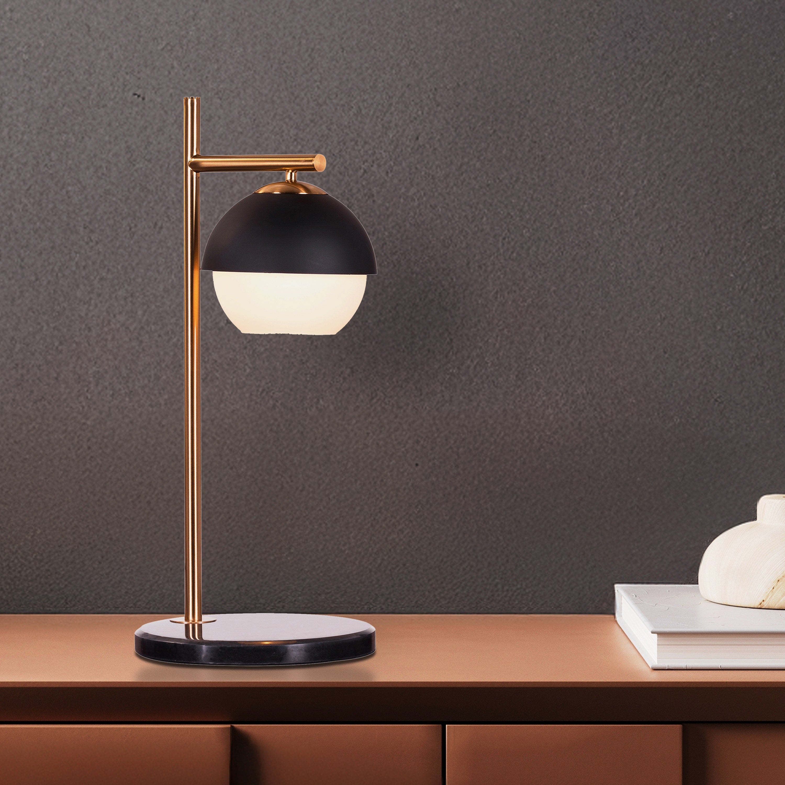 Addiction (Gold, Black) Marble Table Lamp