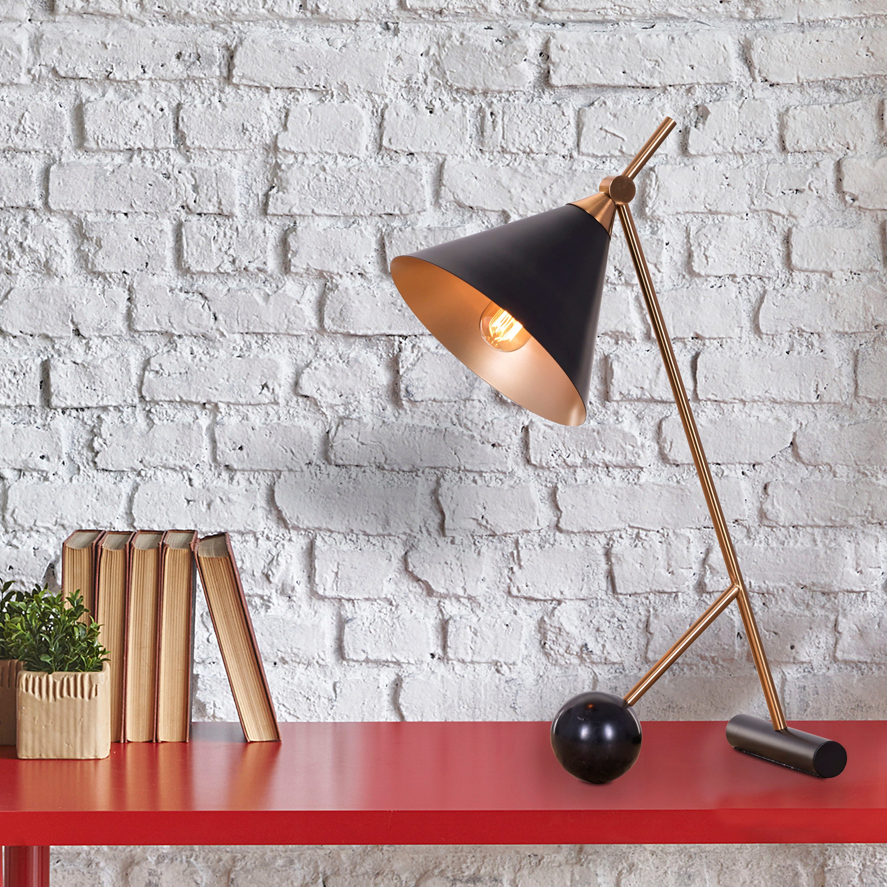 The Night Watch (Gold, Black) Marble Study Table Lamp