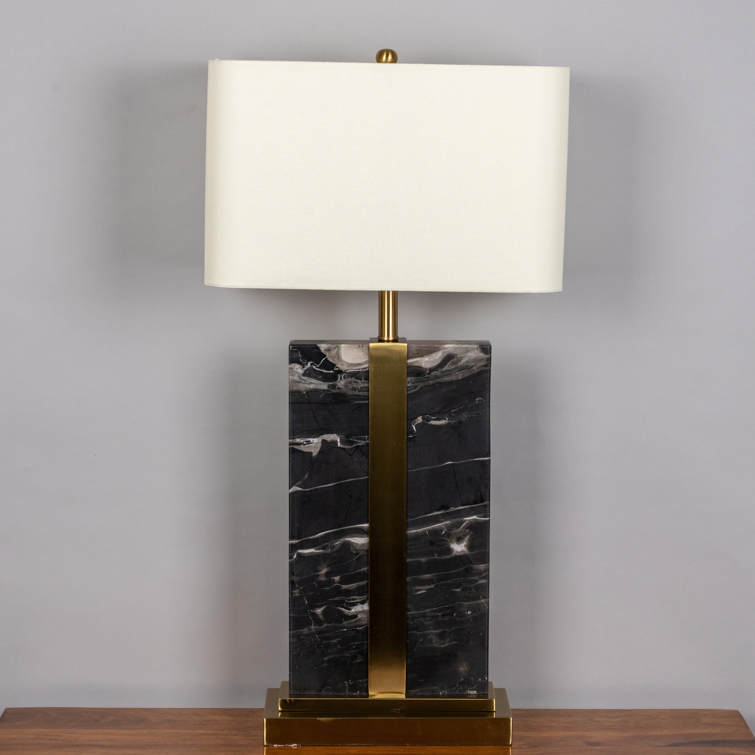 Fall In Love (Extra Large, Gold, Black) Marble Table Lamp