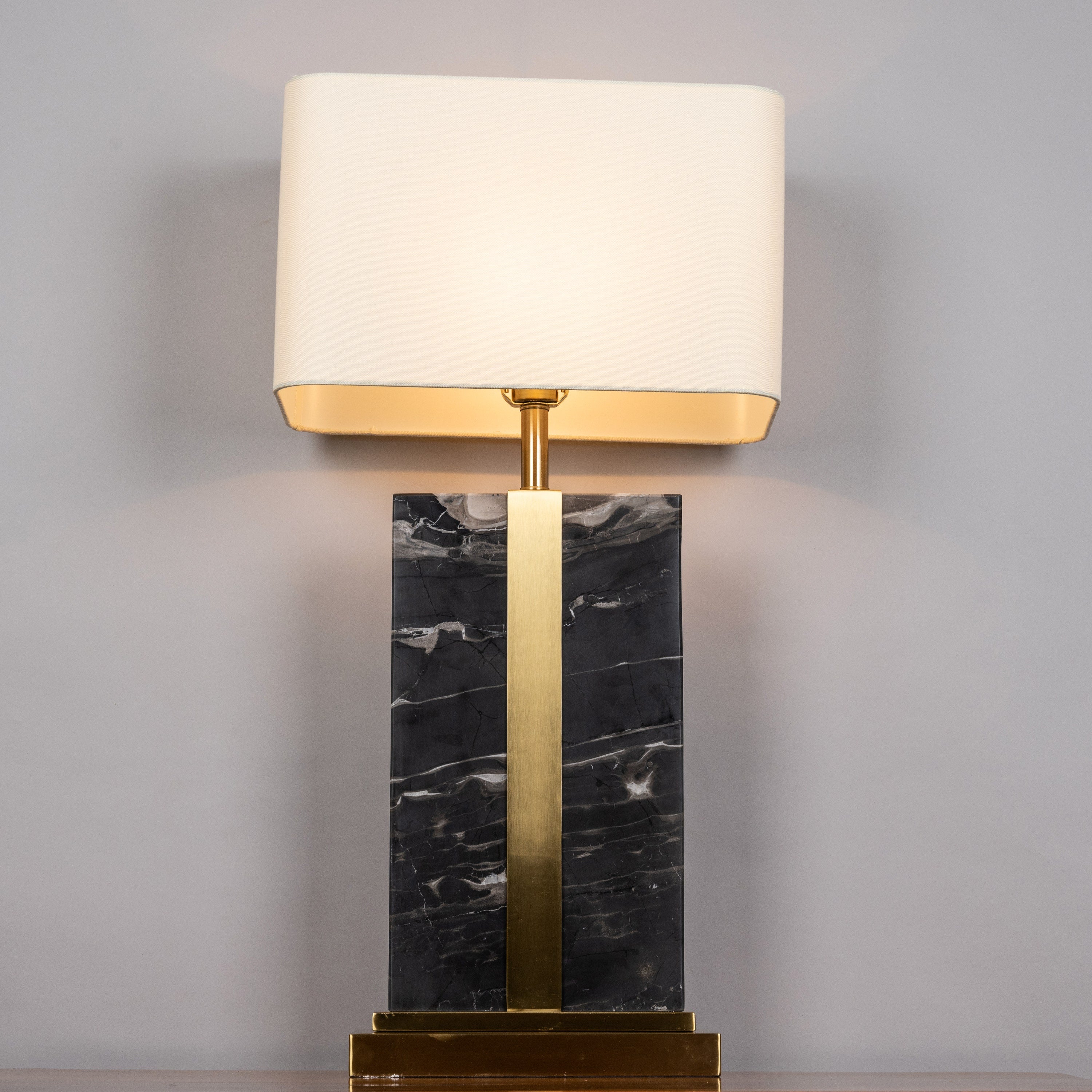 Fall In Love (Extra Large, Gold, Black) Marble Table Lamp