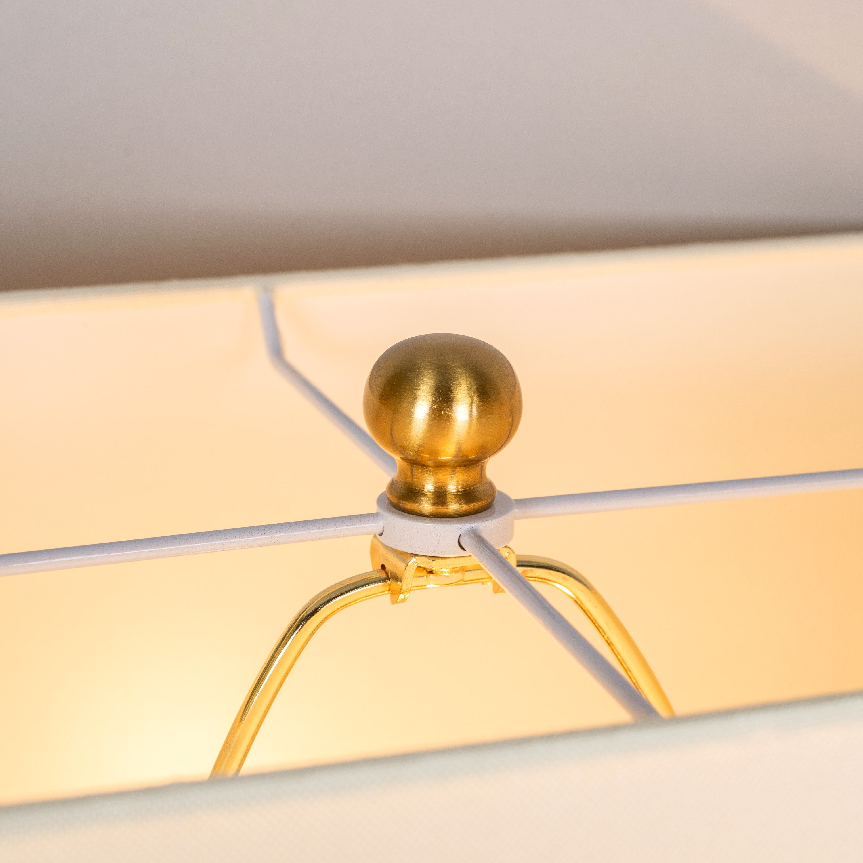 Fall In Love (Extra Large, Gold, Black) Marble Table Lamp