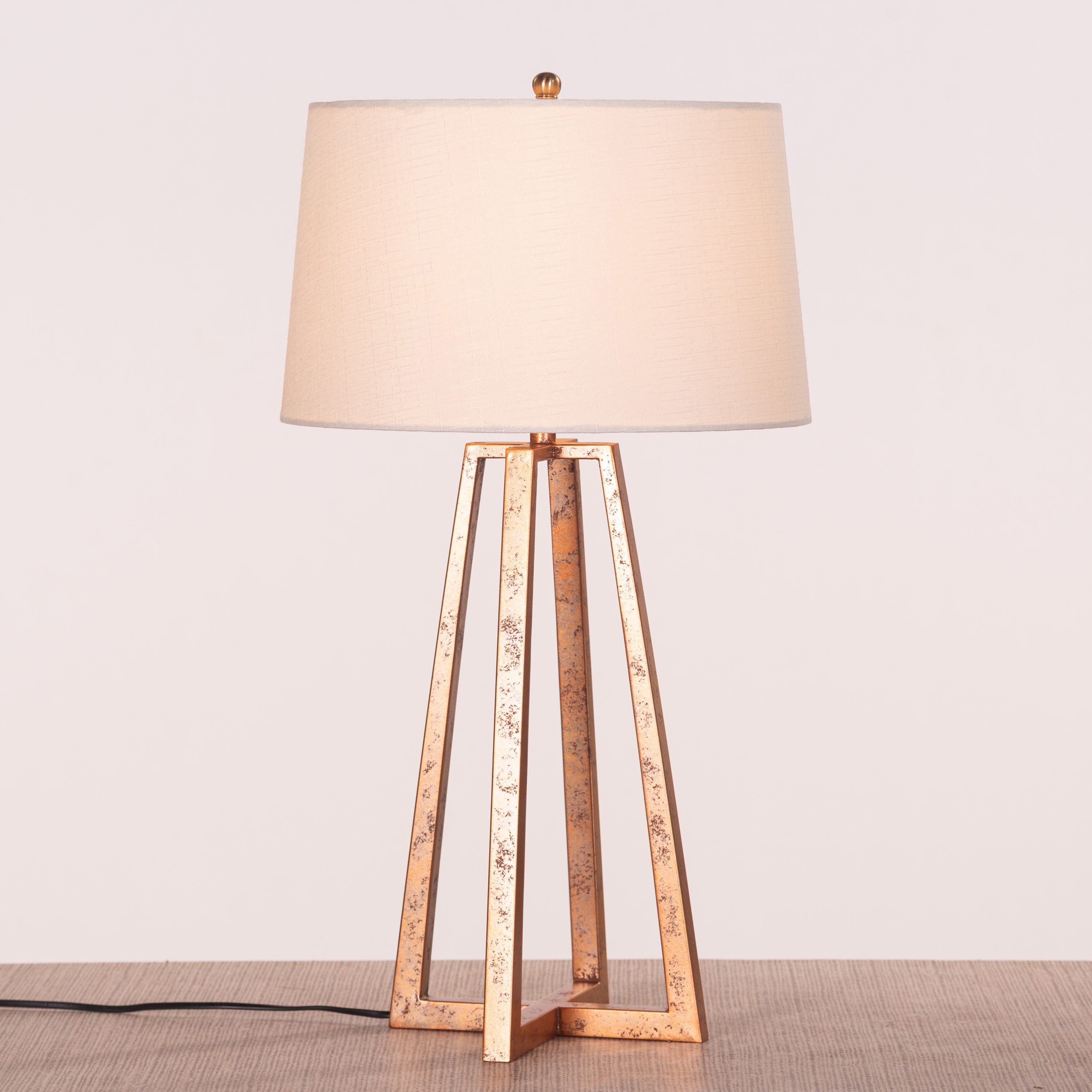Sweet Escapade (Antique Gold, Off-White) Metal Table Lamp
