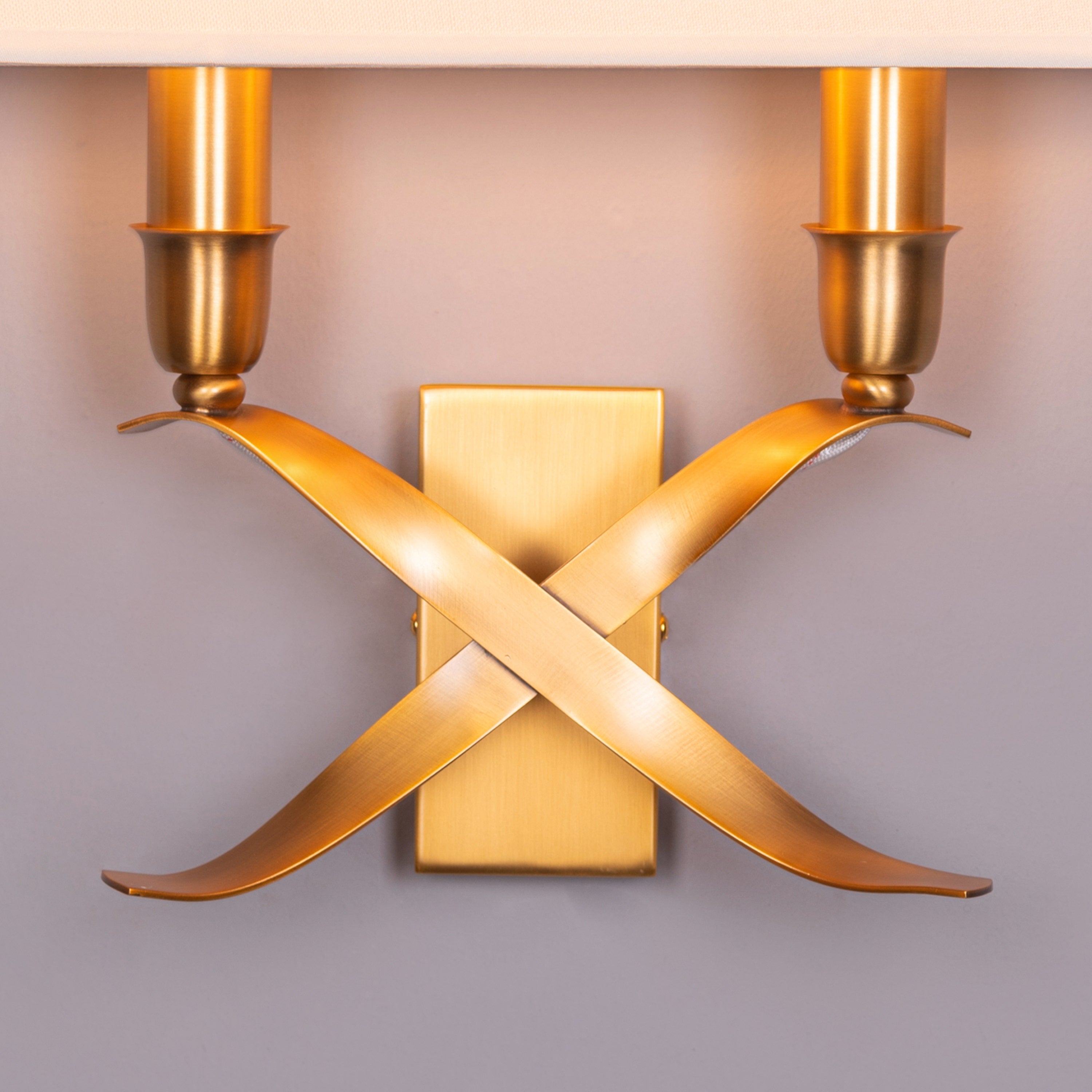 Mark The Spot (Gold, Off White) Wall Light