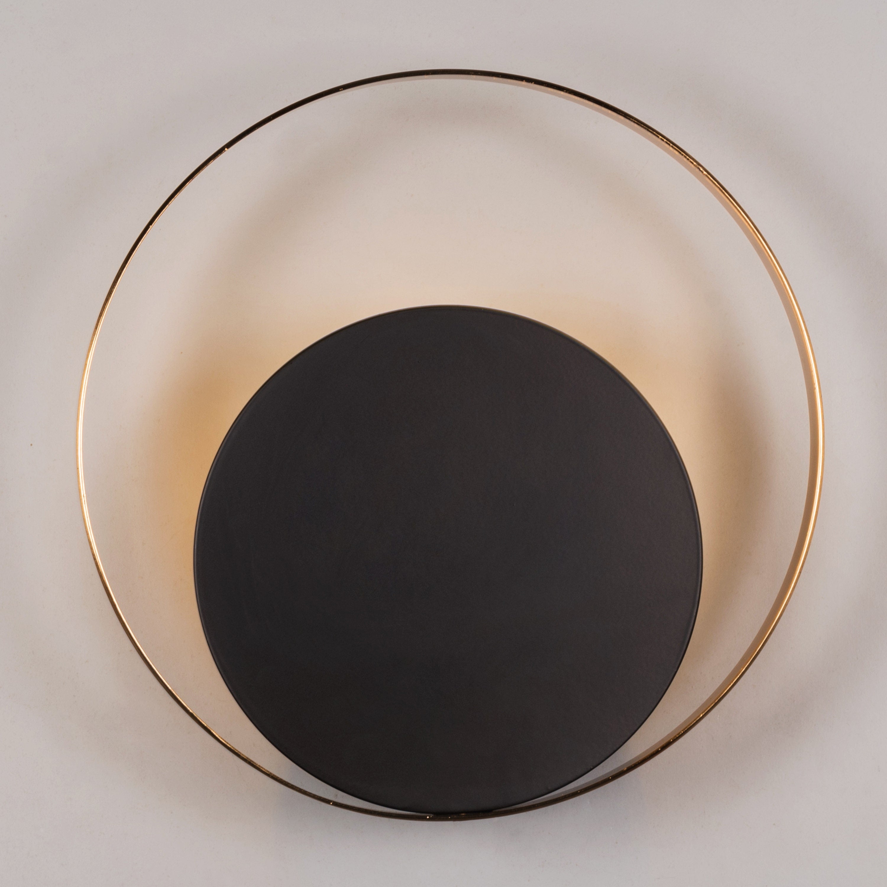 Ten Spot (Gold) Wall Light