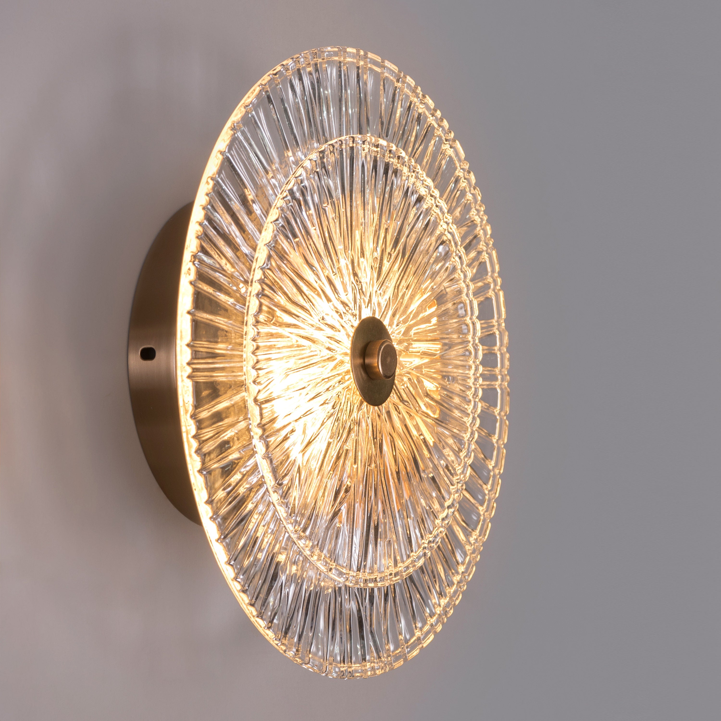 Feel My Crown (Gold) Textured Glass Wall Light