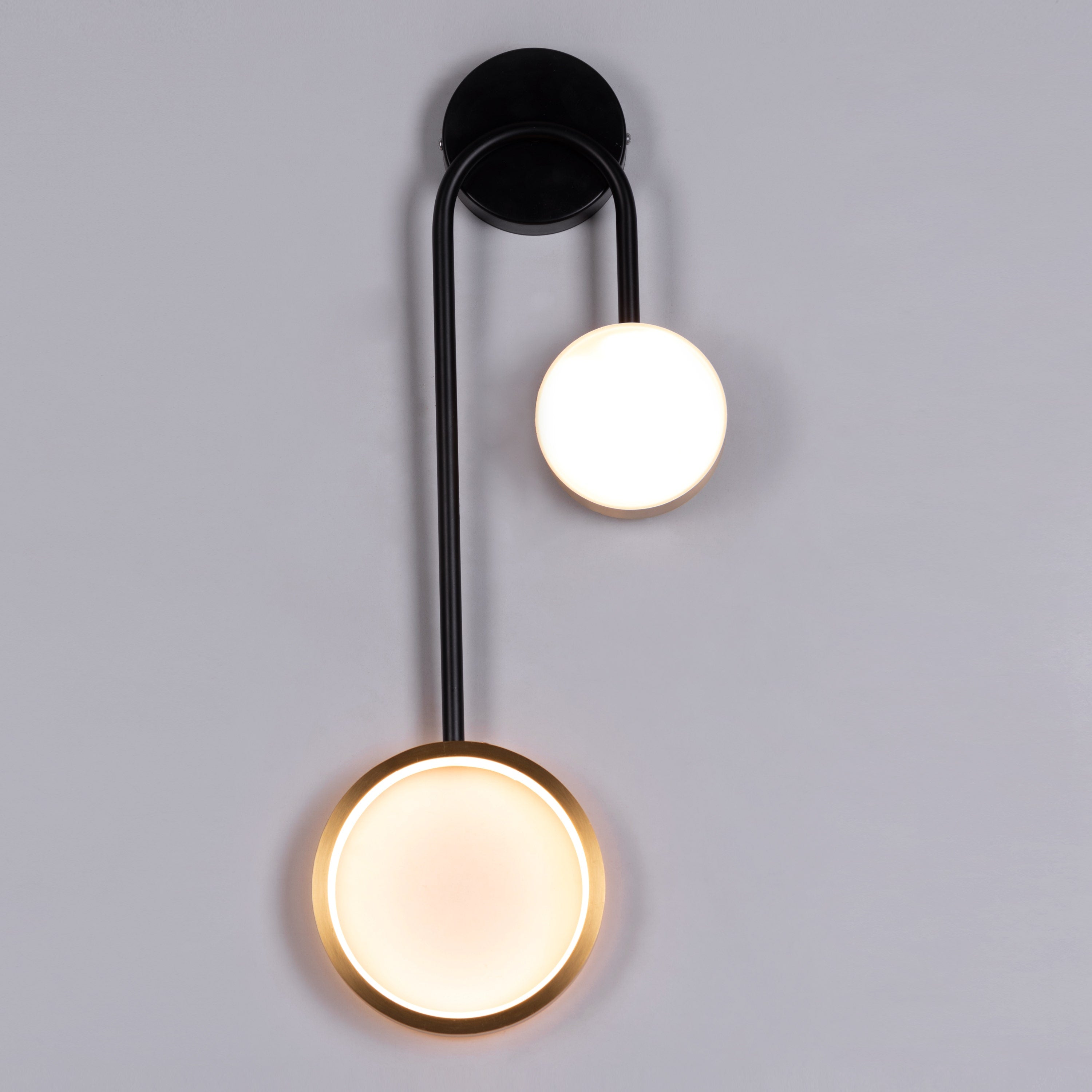 New Season Signature (Black, Gold, Built-In LED) Wall Light