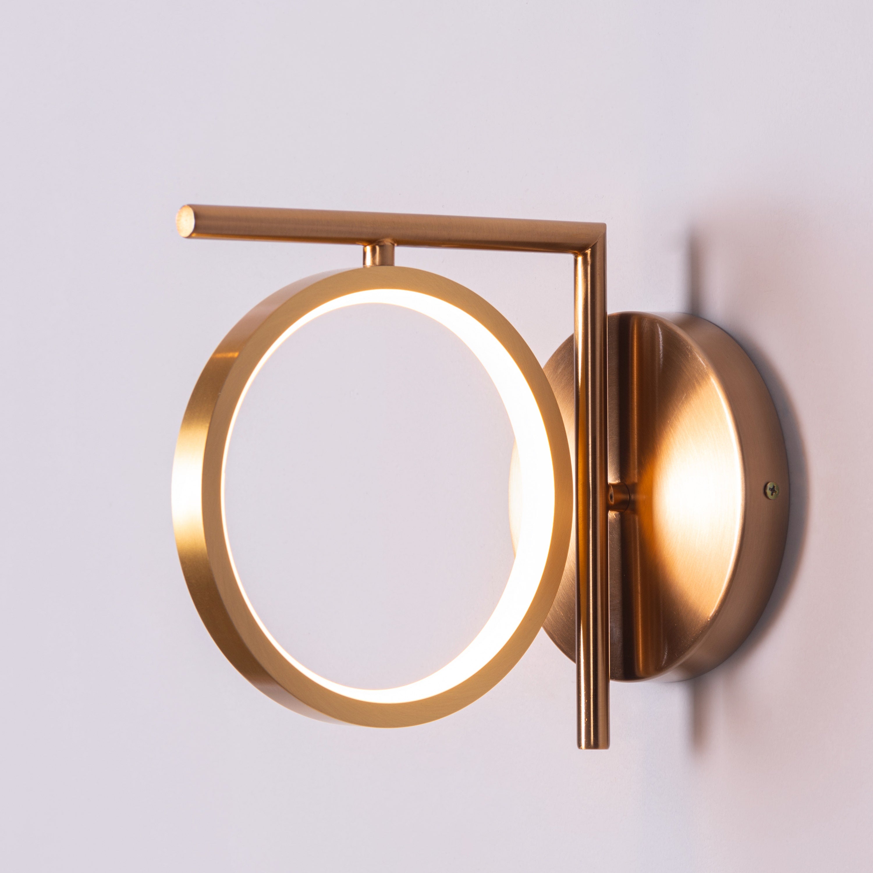 Taste Of Honey (Gold, Built-In LED) Wall Light