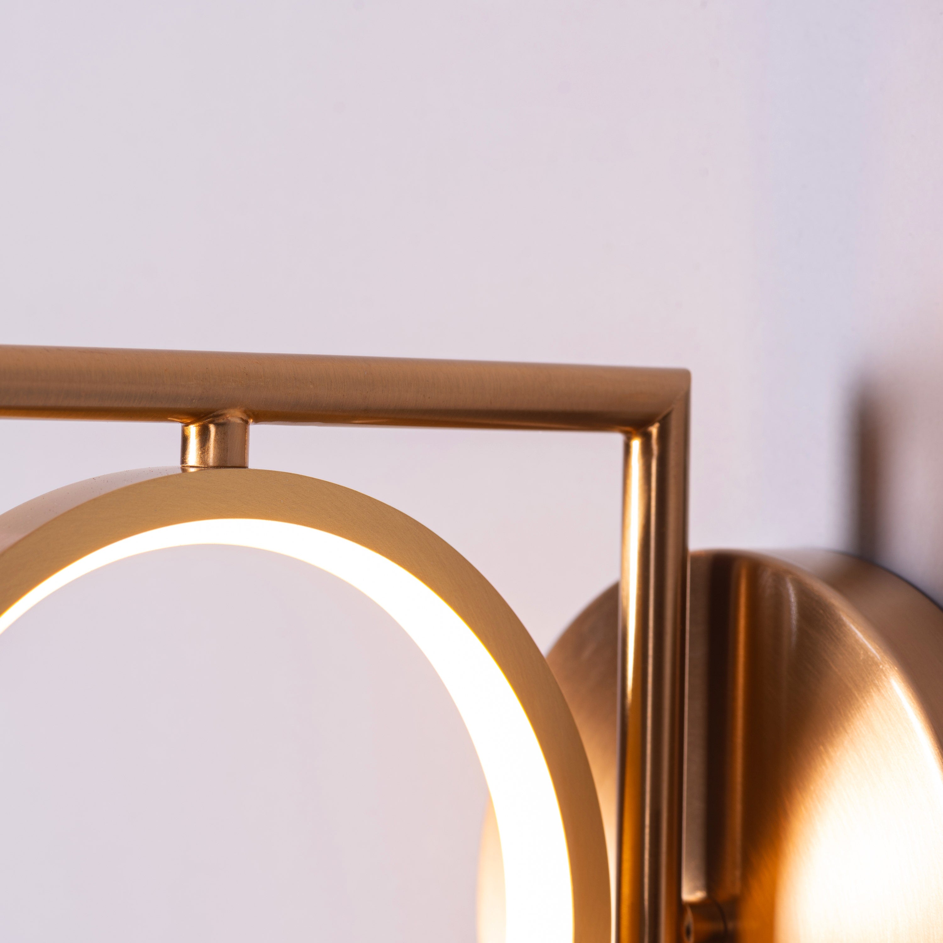 Taste Of Honey (Gold, Built-In LED) Wall Light
