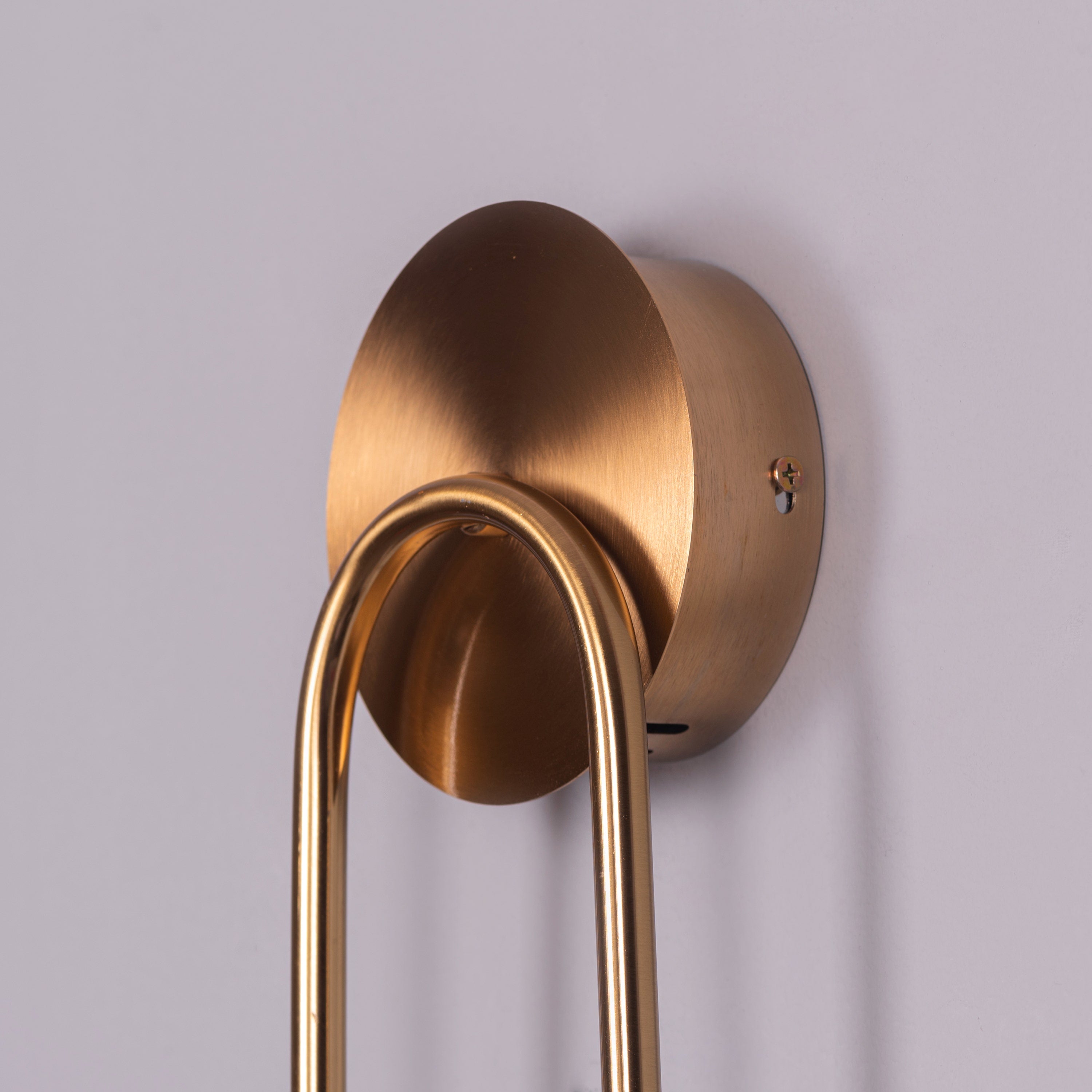 Homecoming (Large, Gold, Built-In LED) Wall Light