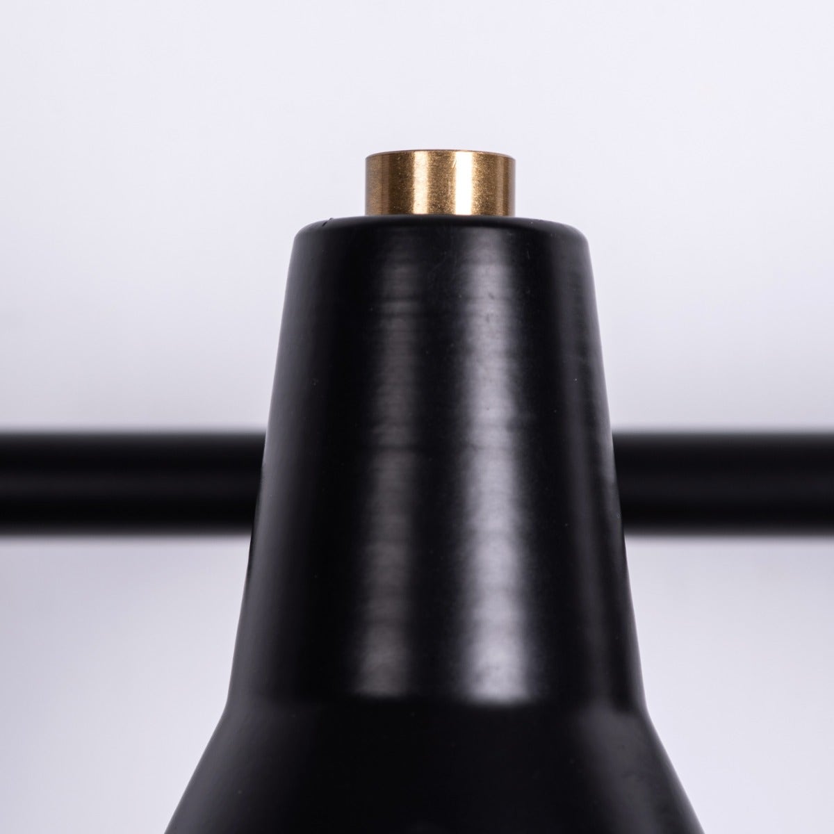 Beautiful Lives (Medium, Black, Built-In LED) Picture Light