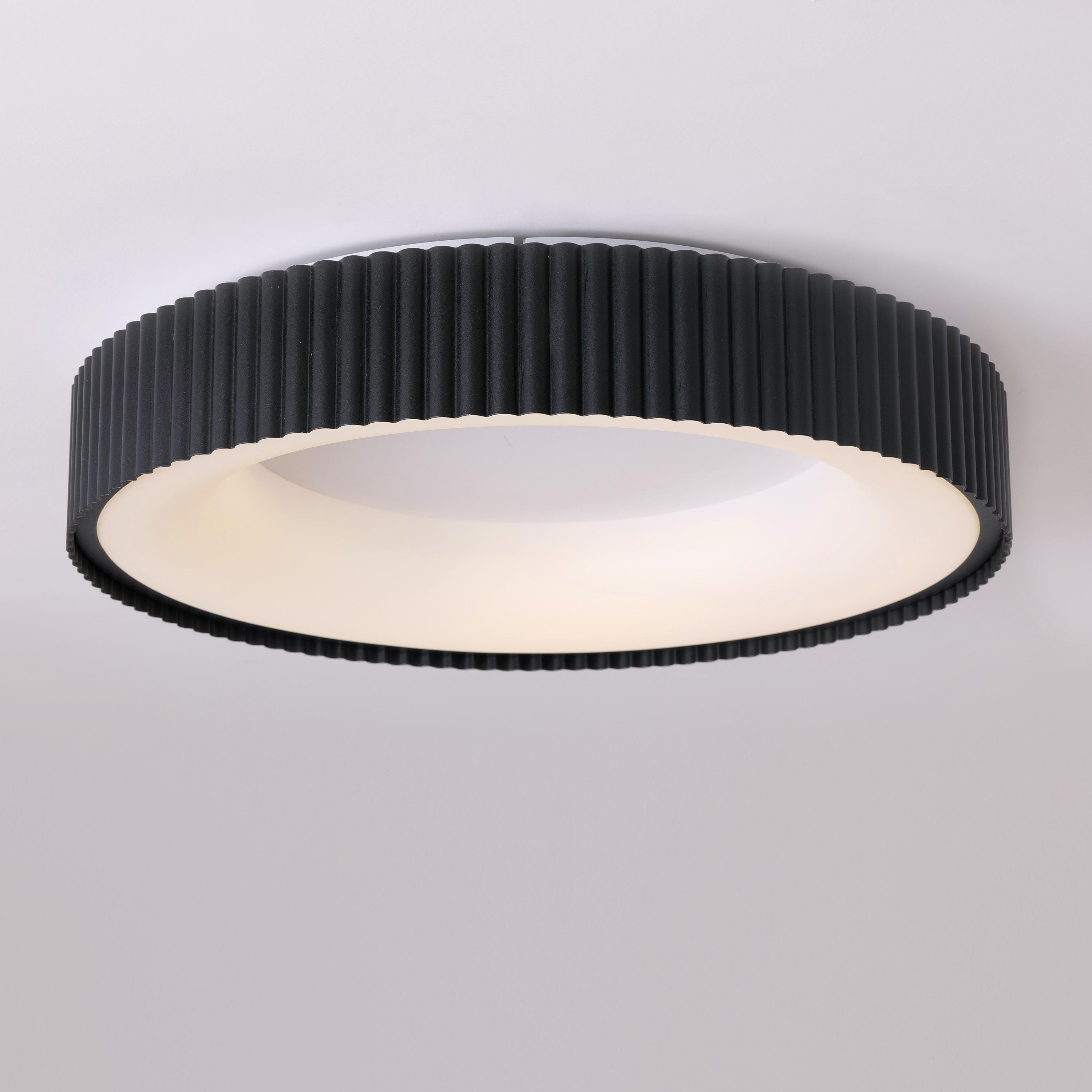 Media Blitry (Black) Ceiling Light