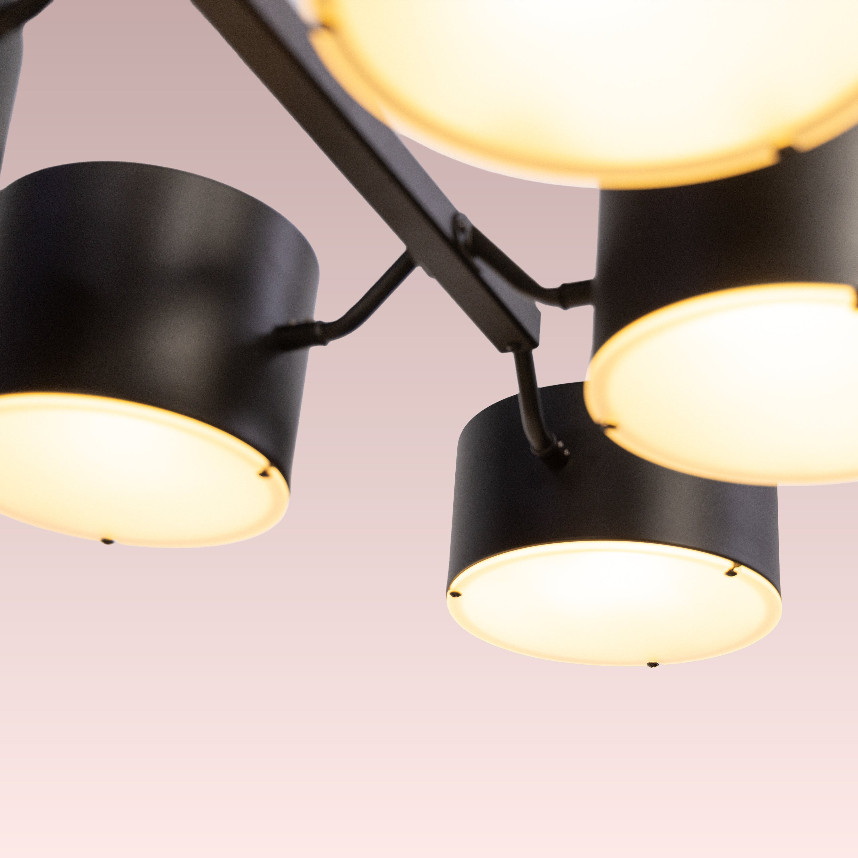 Vantel Obsidian (Black, Large) Chandelier