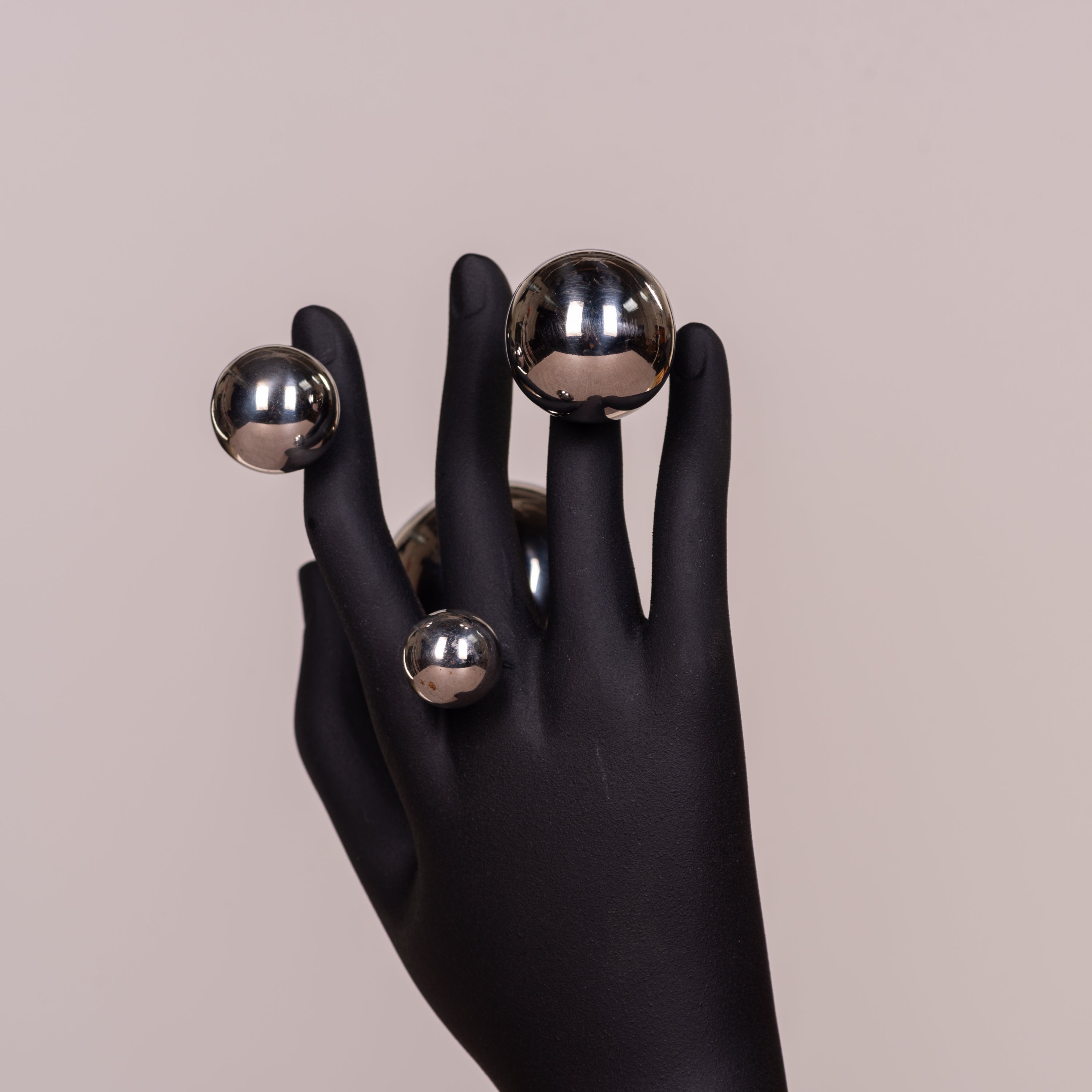 Illusionist (Black, Chrome) Resin Home Decor