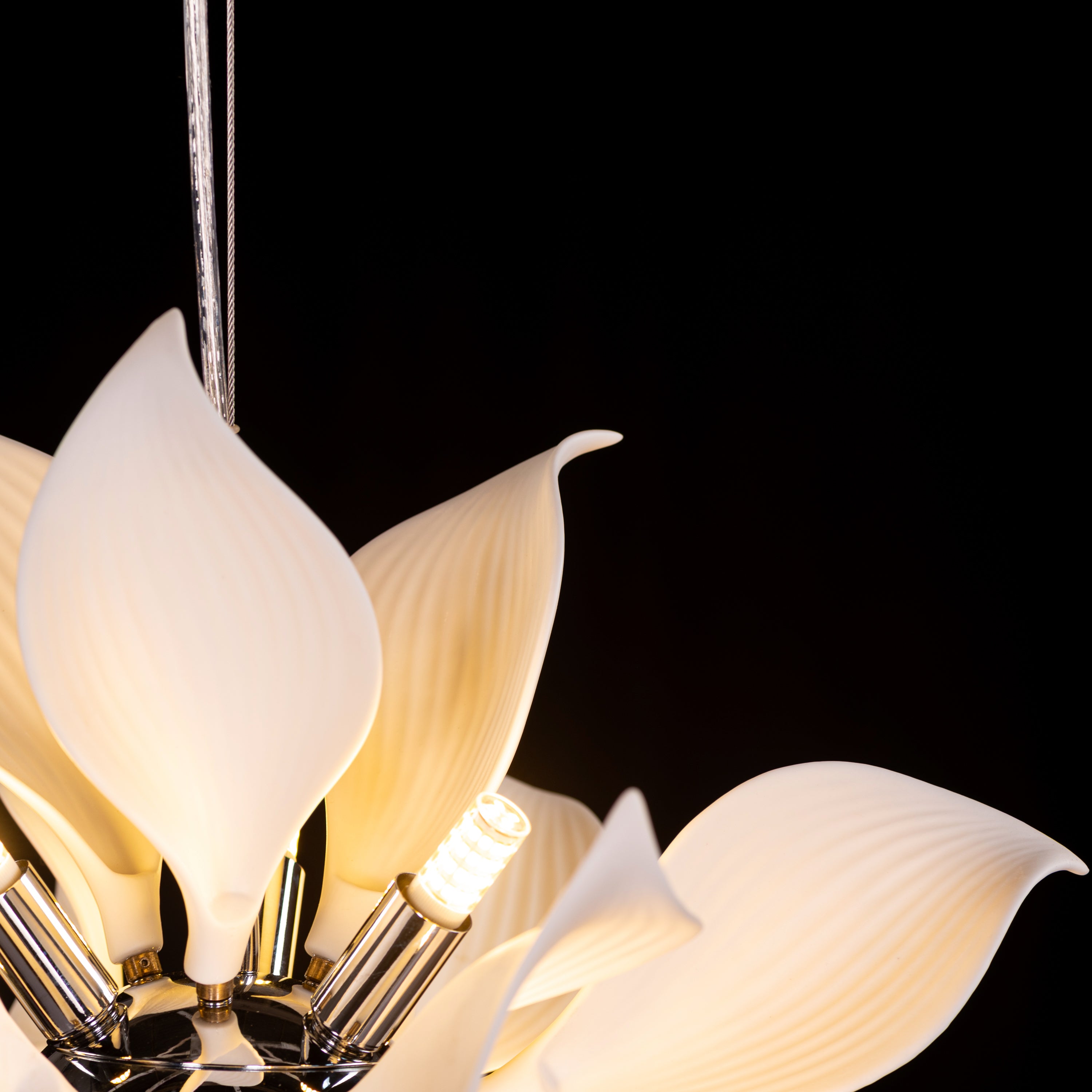 Ocean Lily (Chrome, White) Ceramic Pendant Light