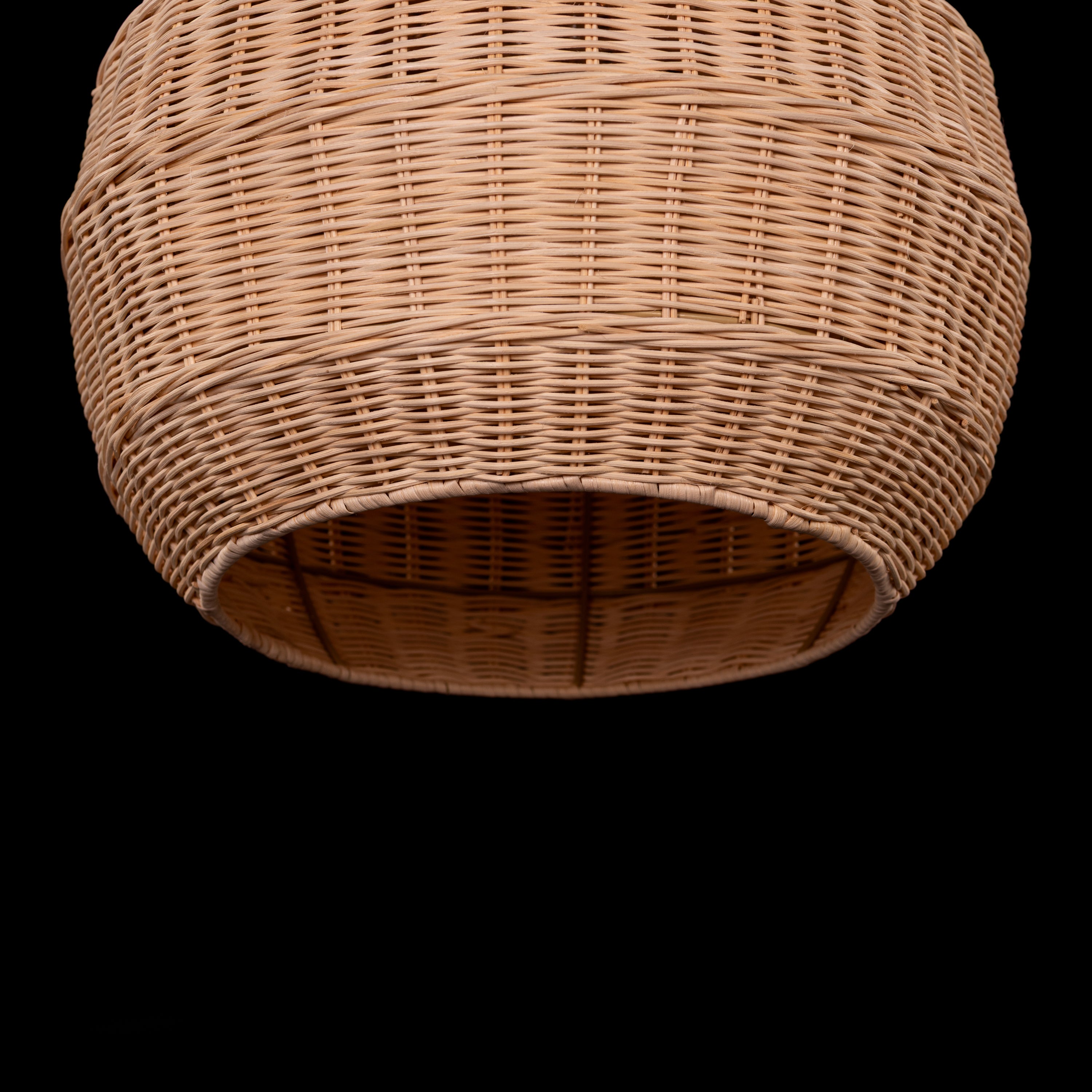مصابيح تعليق (بيج) Bayfront Basket من الخيزران