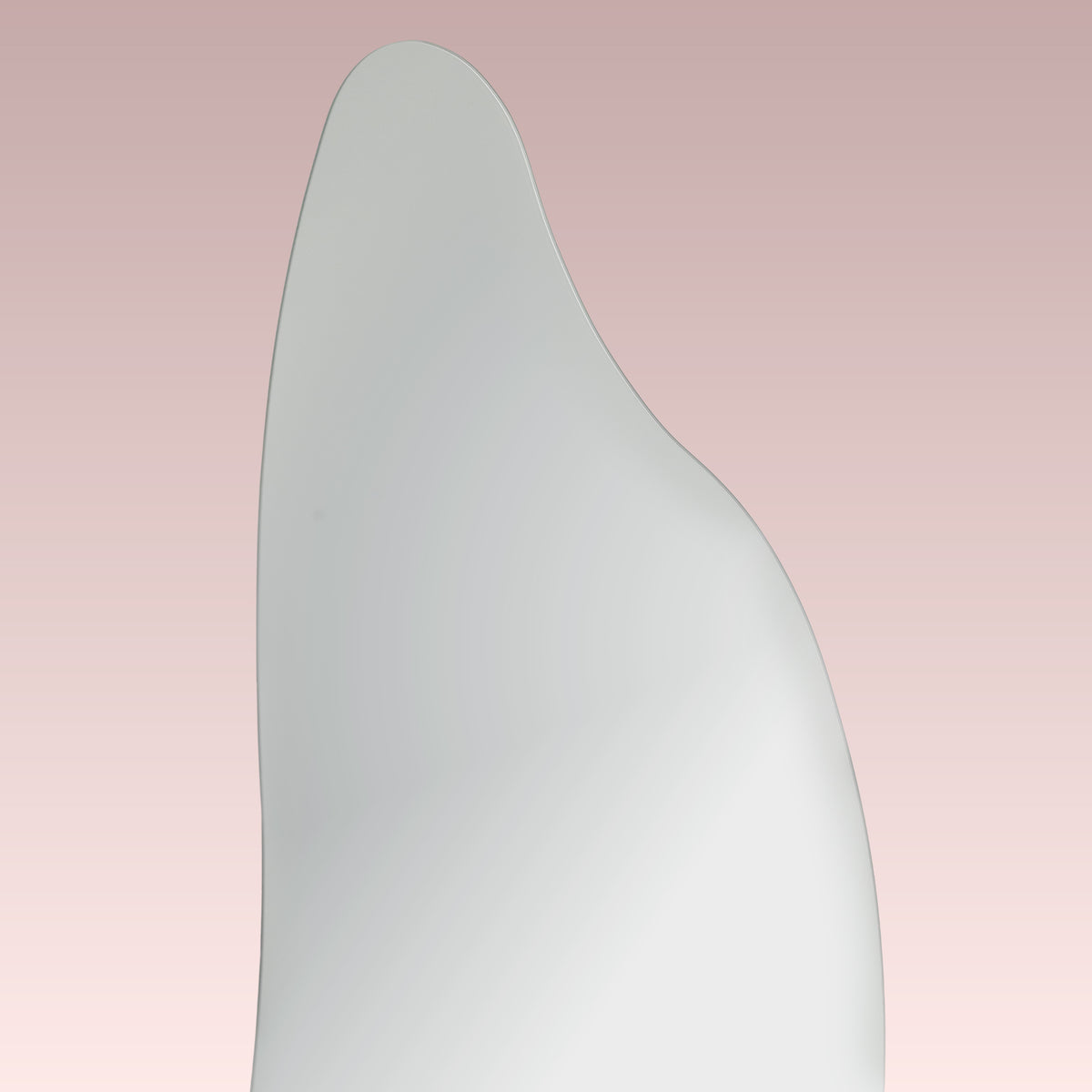 The Royal Contour Standing Mirror