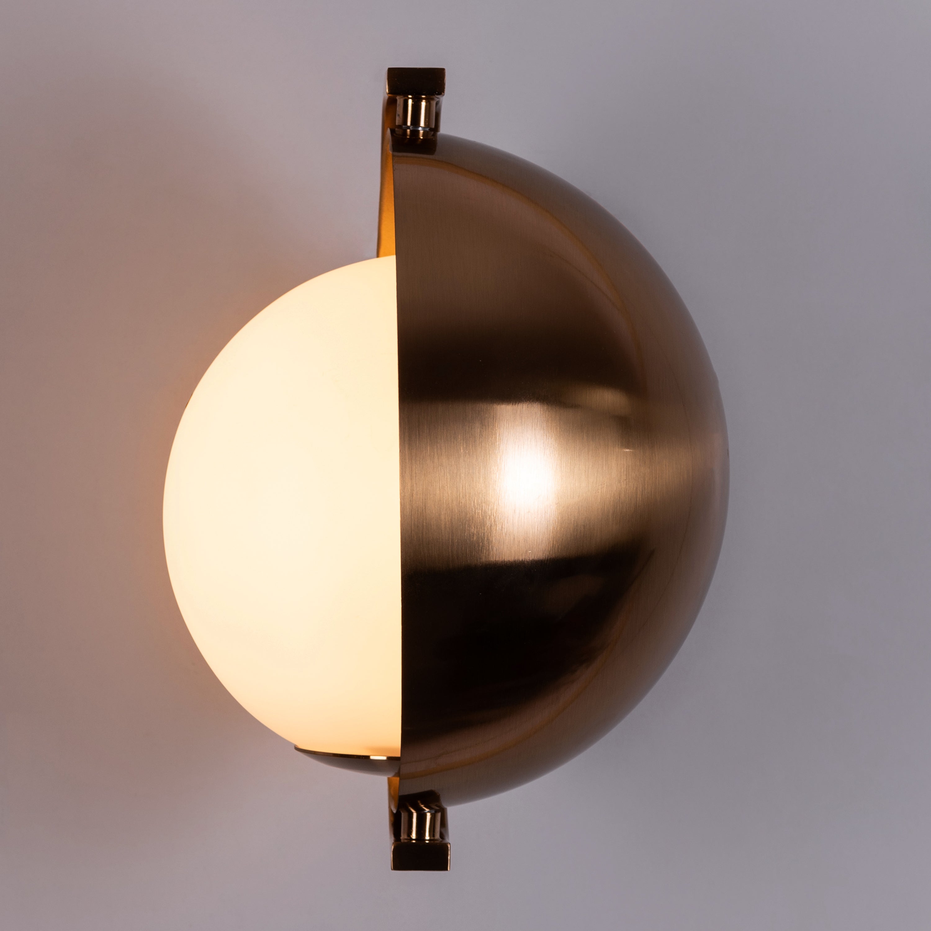 Spot On (Gold) Wall Light