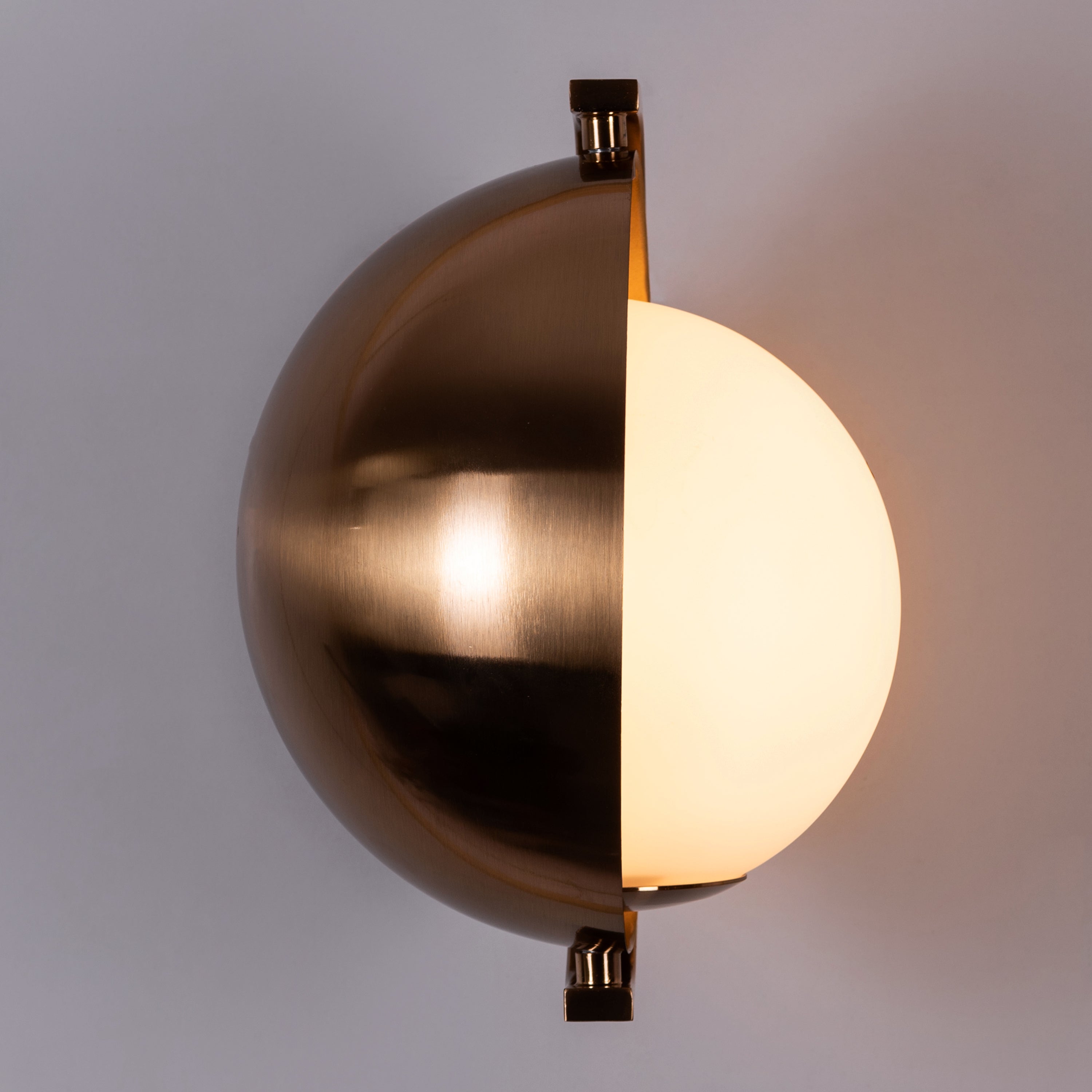 Spot On (Gold) Wall Light